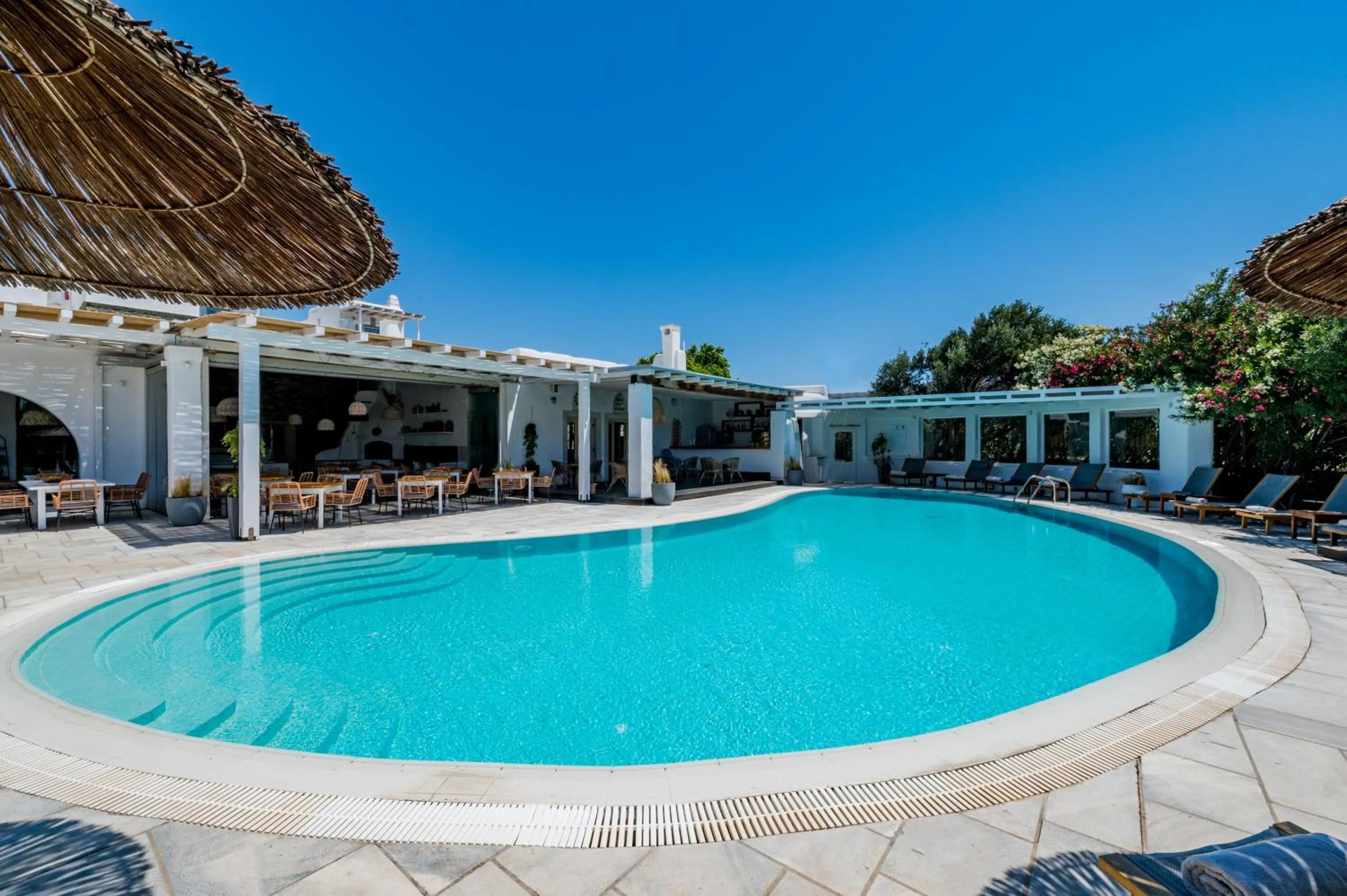 Swimming pool in Anthea Hotel