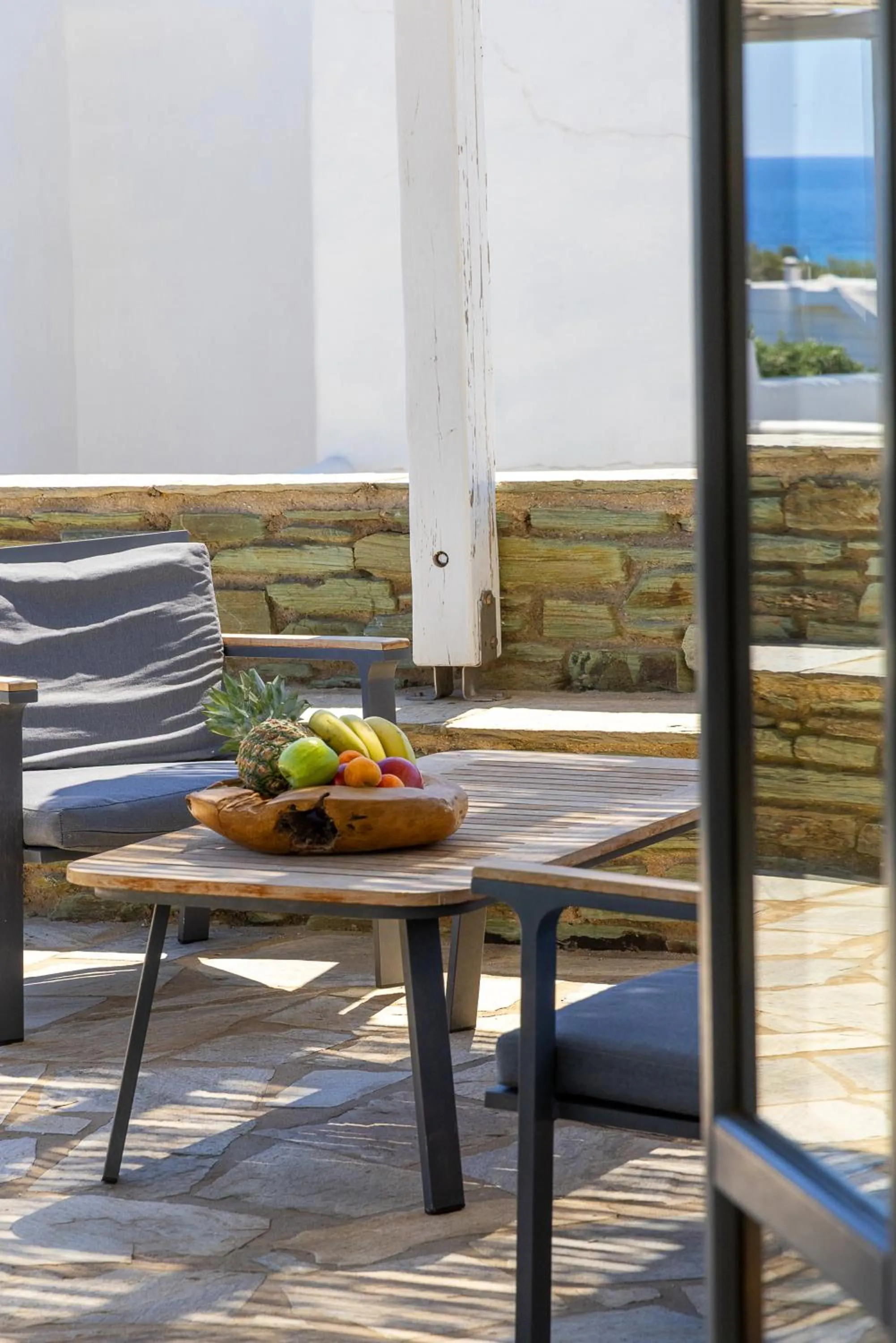 Seating area in Anthea Hotel