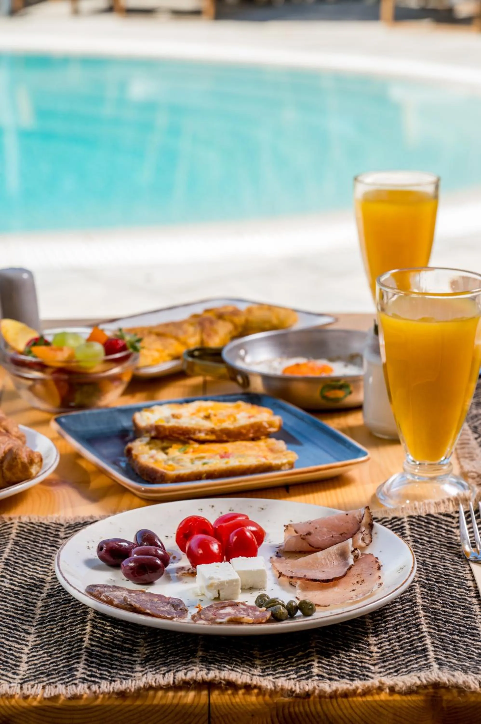 Breakfast in Anthea Hotel