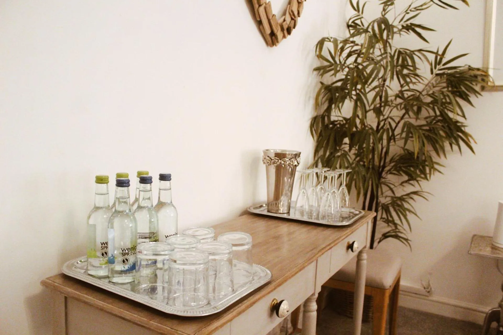 Property building in Slaters Country Inn