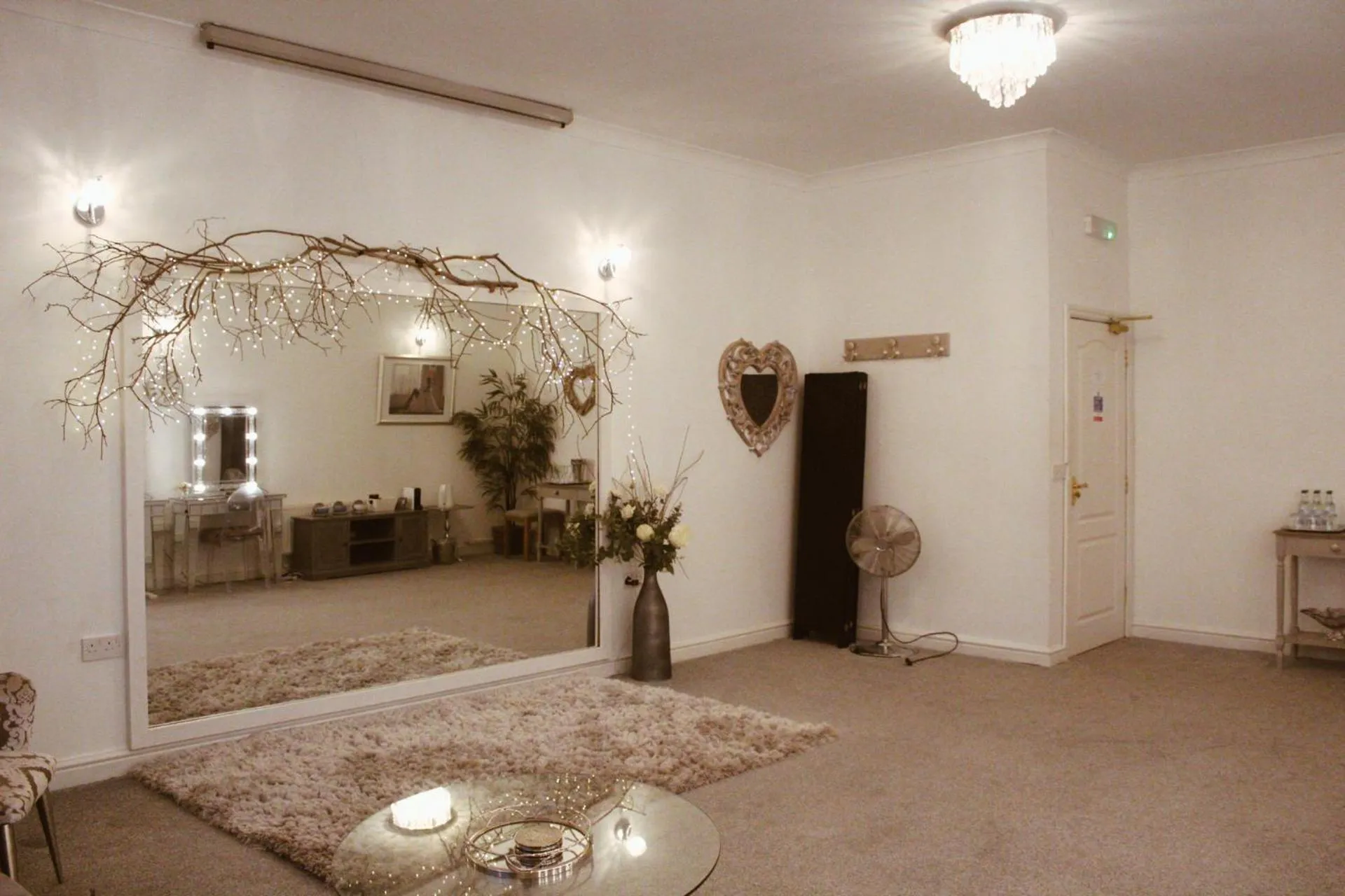 Property building in Slaters Country Inn