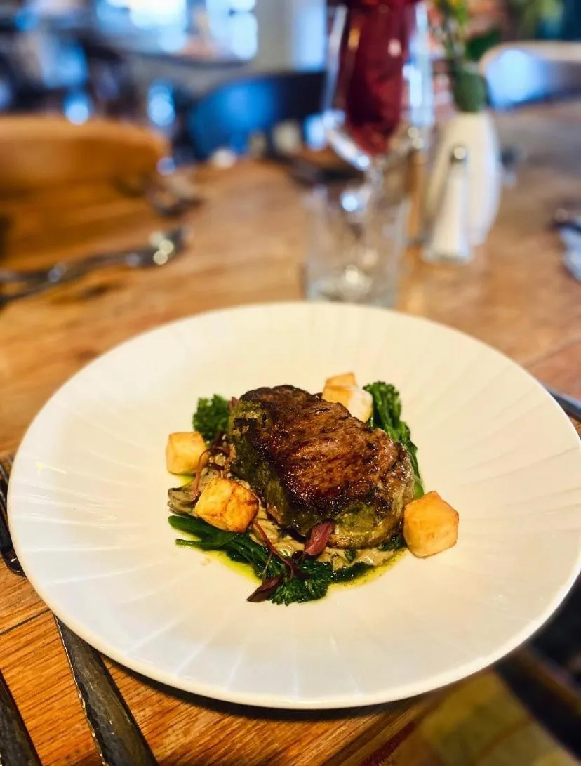 Food in Slaters Country Inn