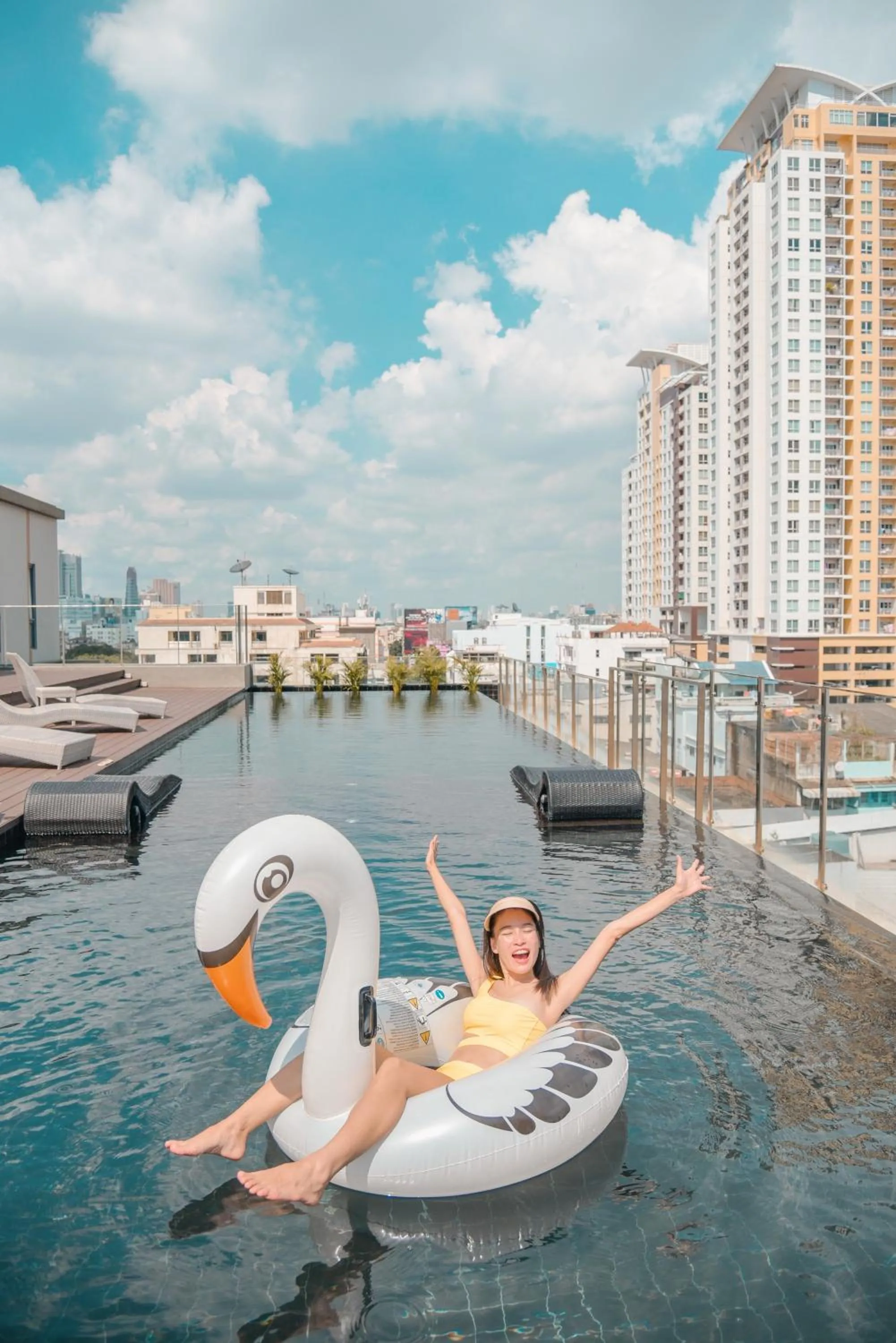 Activities in De Prime Rangnam Hotel