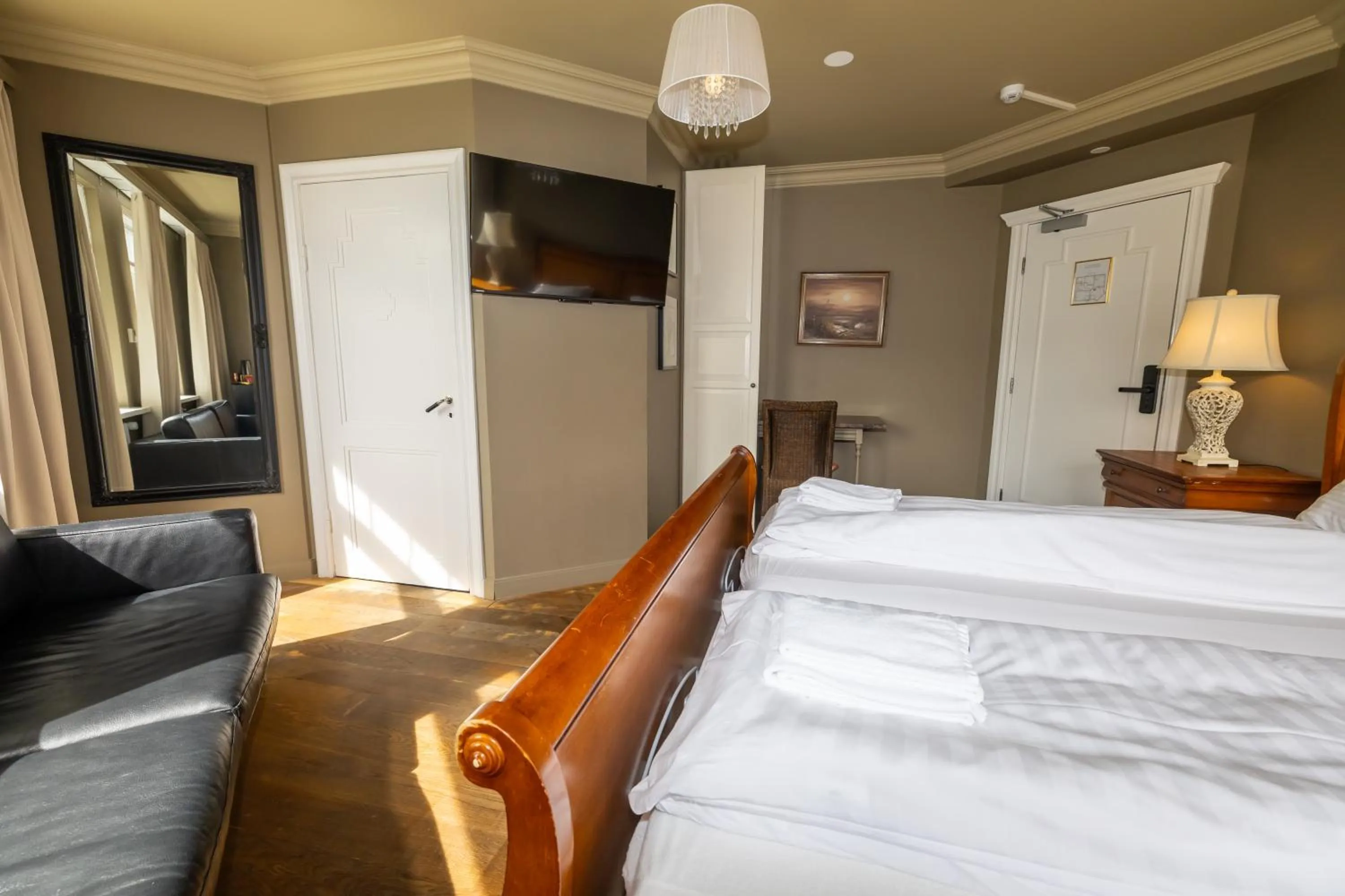 Photo of the whole room, Bed in BG4 Guesthouse