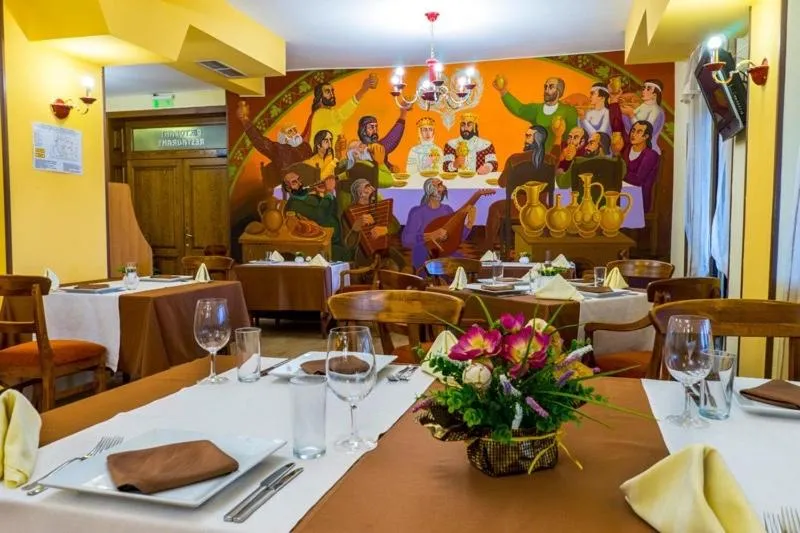 Restaurant/places to eat in Meridian Hotel Bolyarski