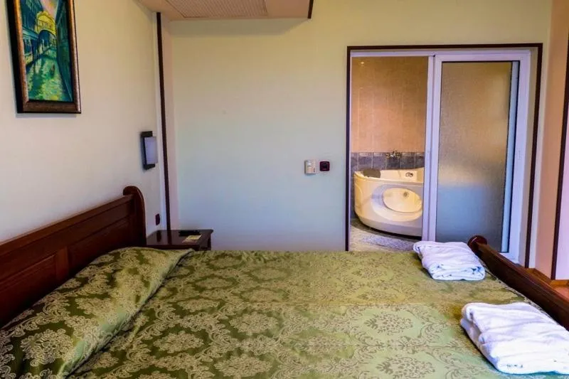 Bathroom in Meridian Hotel Bolyarski