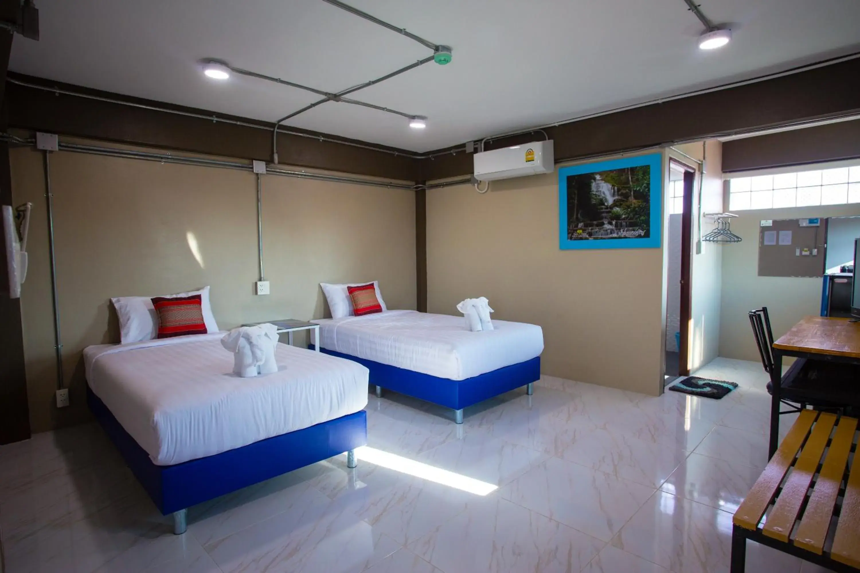 Twin Room in Baan Chang Hotel & Coffee House Twin Room in Baan Chang Hotel & Coffee House