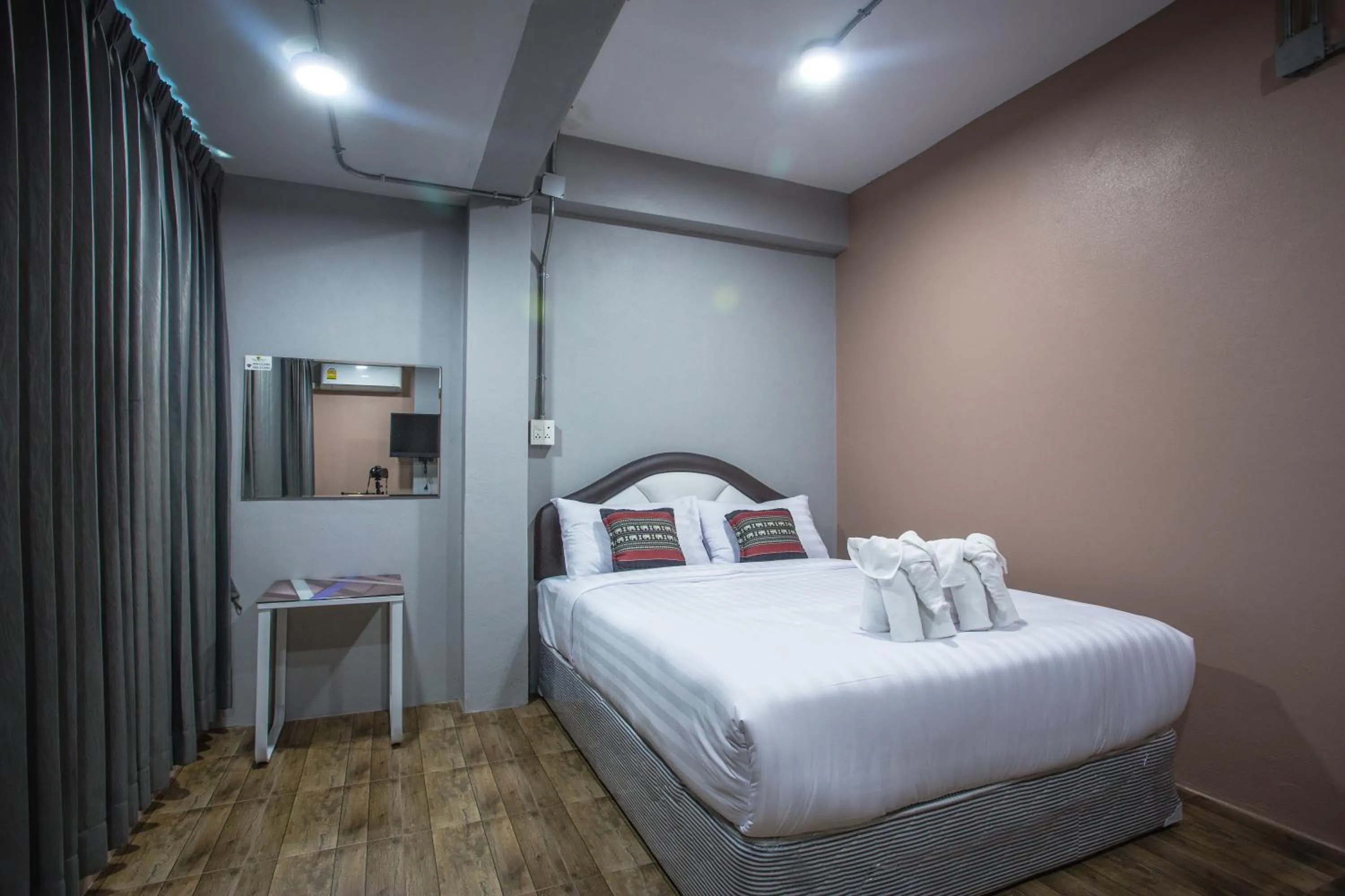 Bedroom, Bed in Baan Chang Hotel & Coffee House