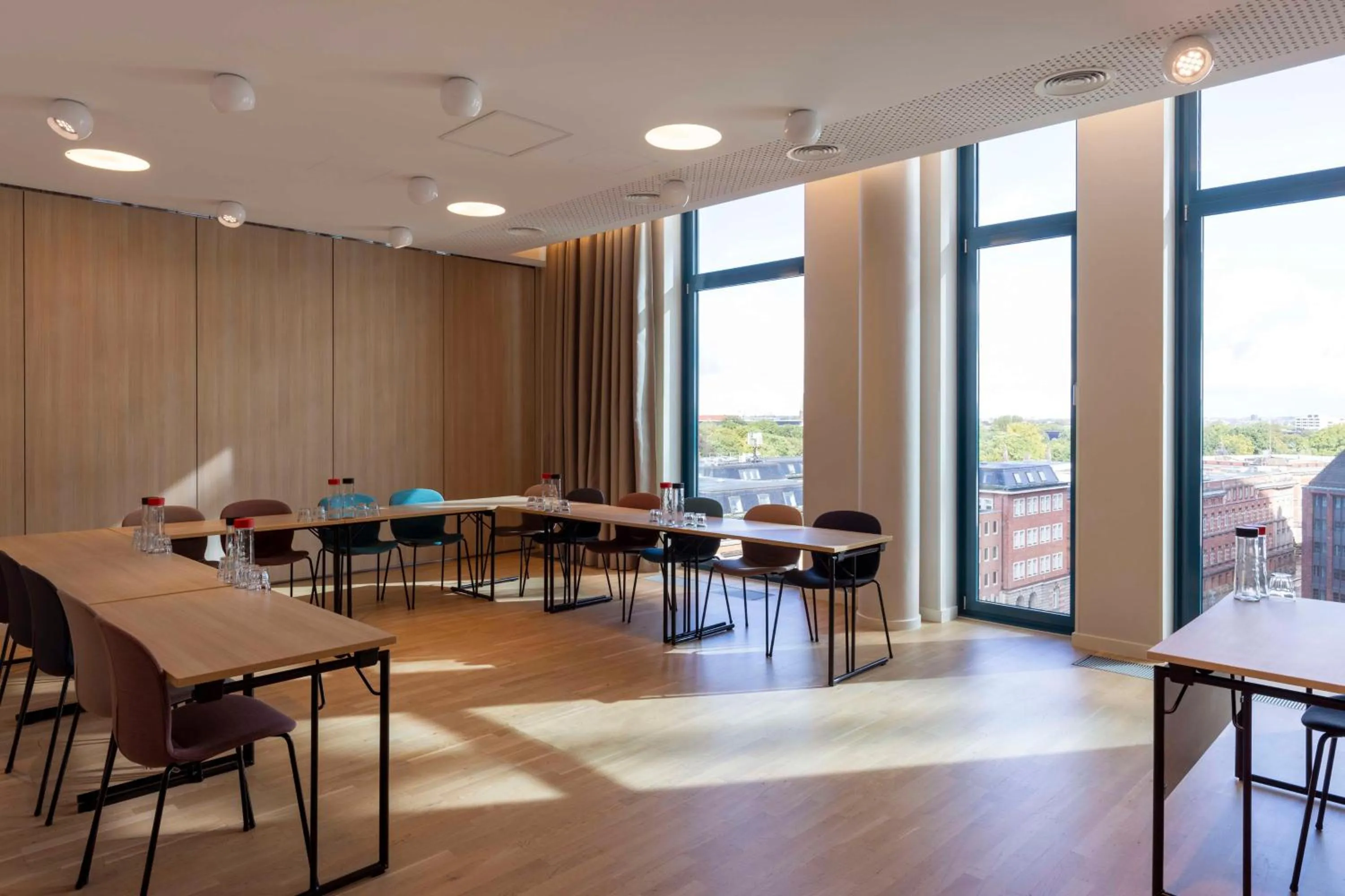 Meeting/conference room in Scandic Hamburg Emporio