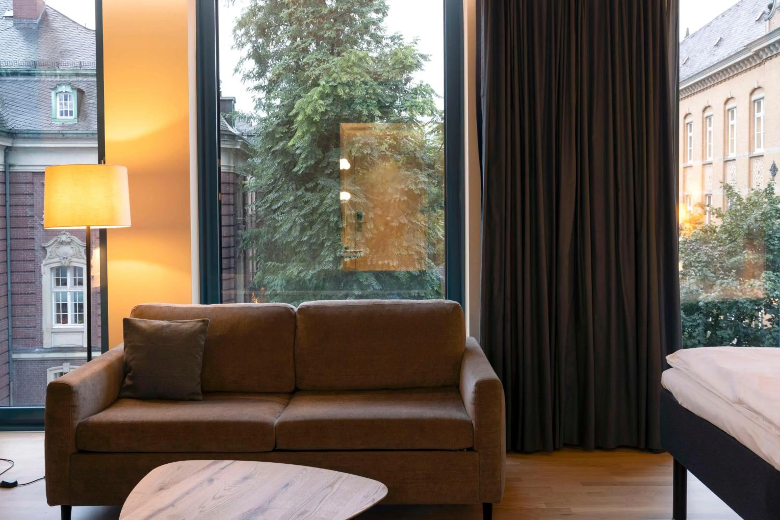 Bedroom in Scandic Hamburg Emporio