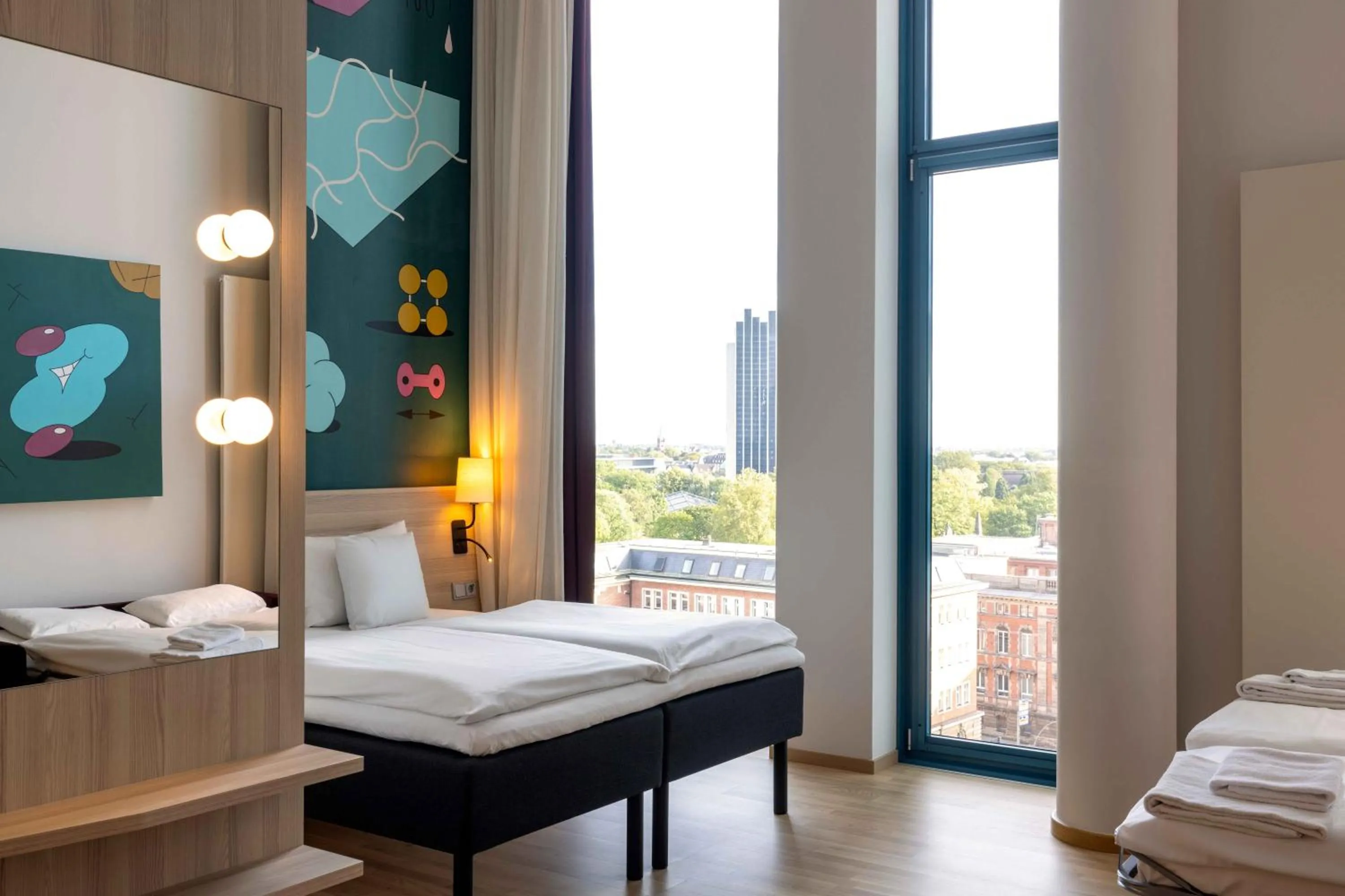 Bedroom, Bed in Scandic Hamburg Emporio