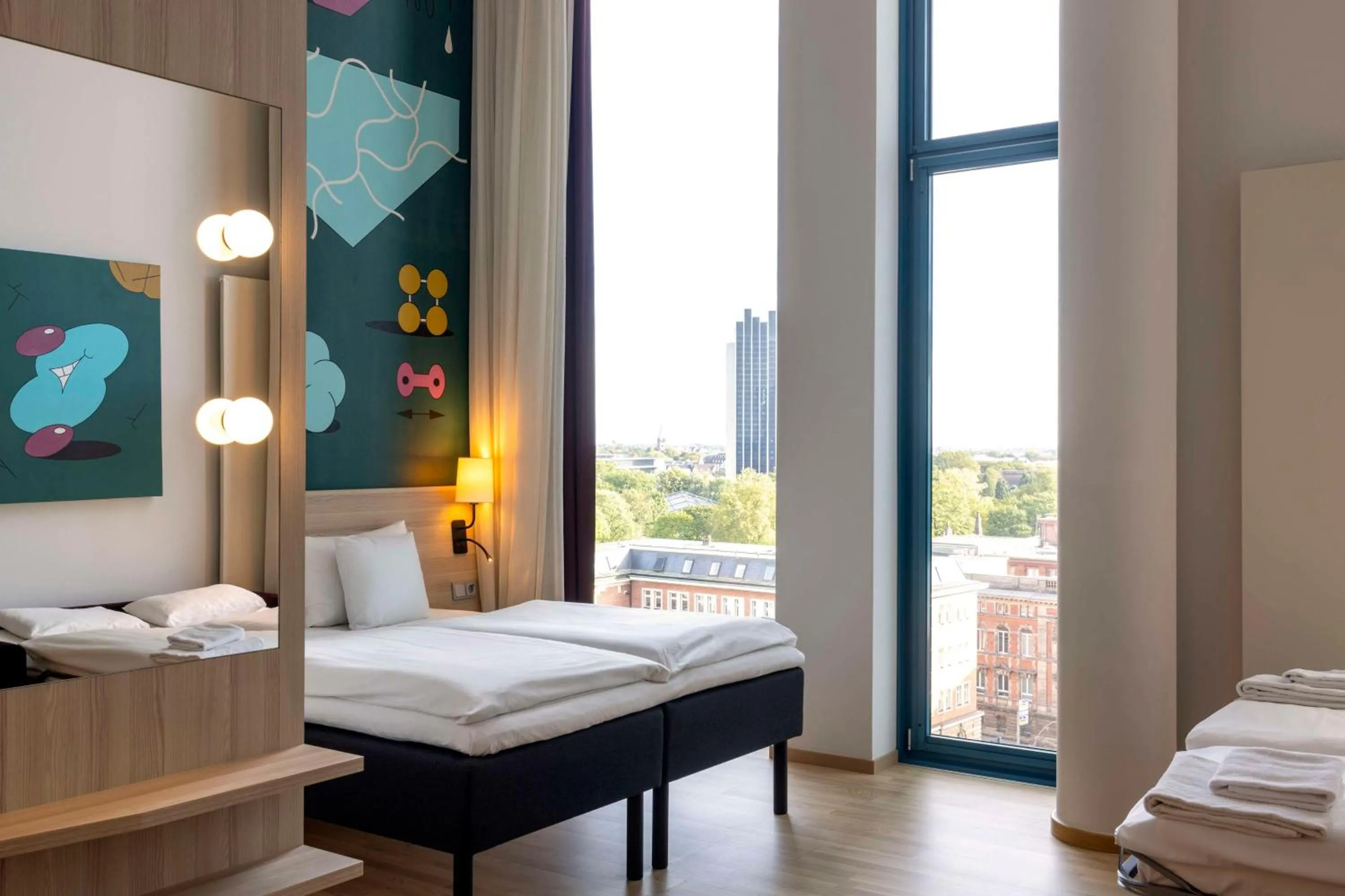 Bedroom, Bed in Scandic Hamburg Emporio