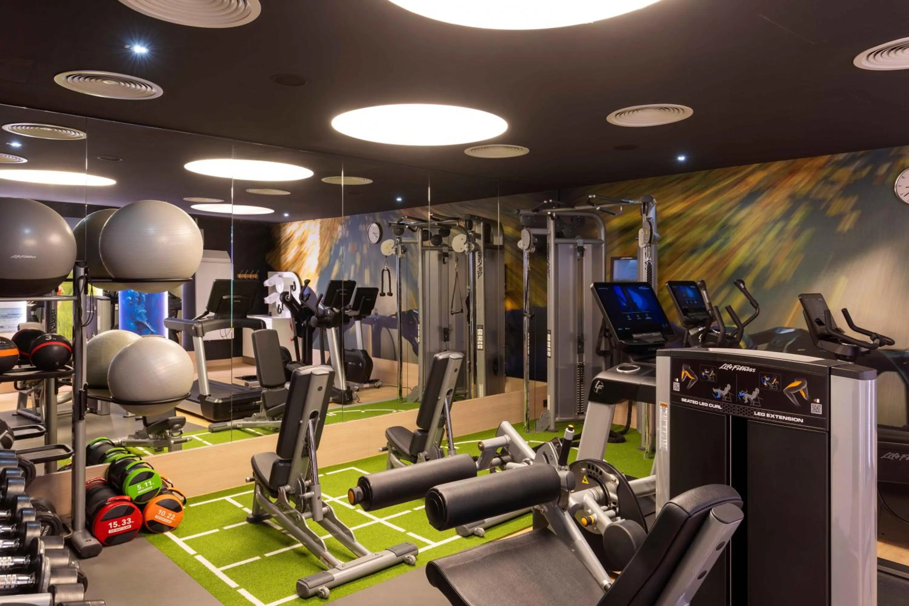 Fitness centre/facilities in Scandic Hamburg Emporio