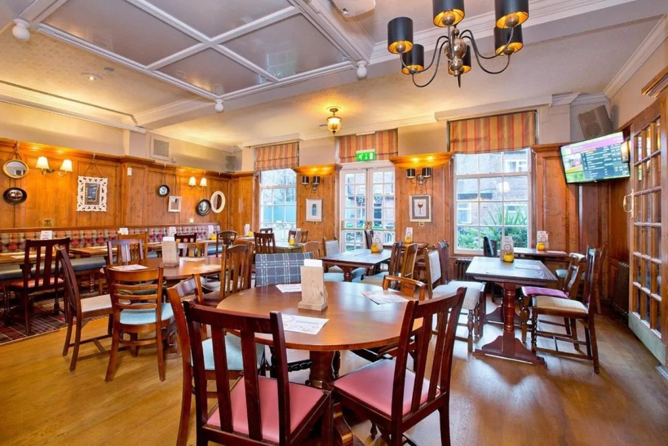 Restaurant/places to eat in The George Inn