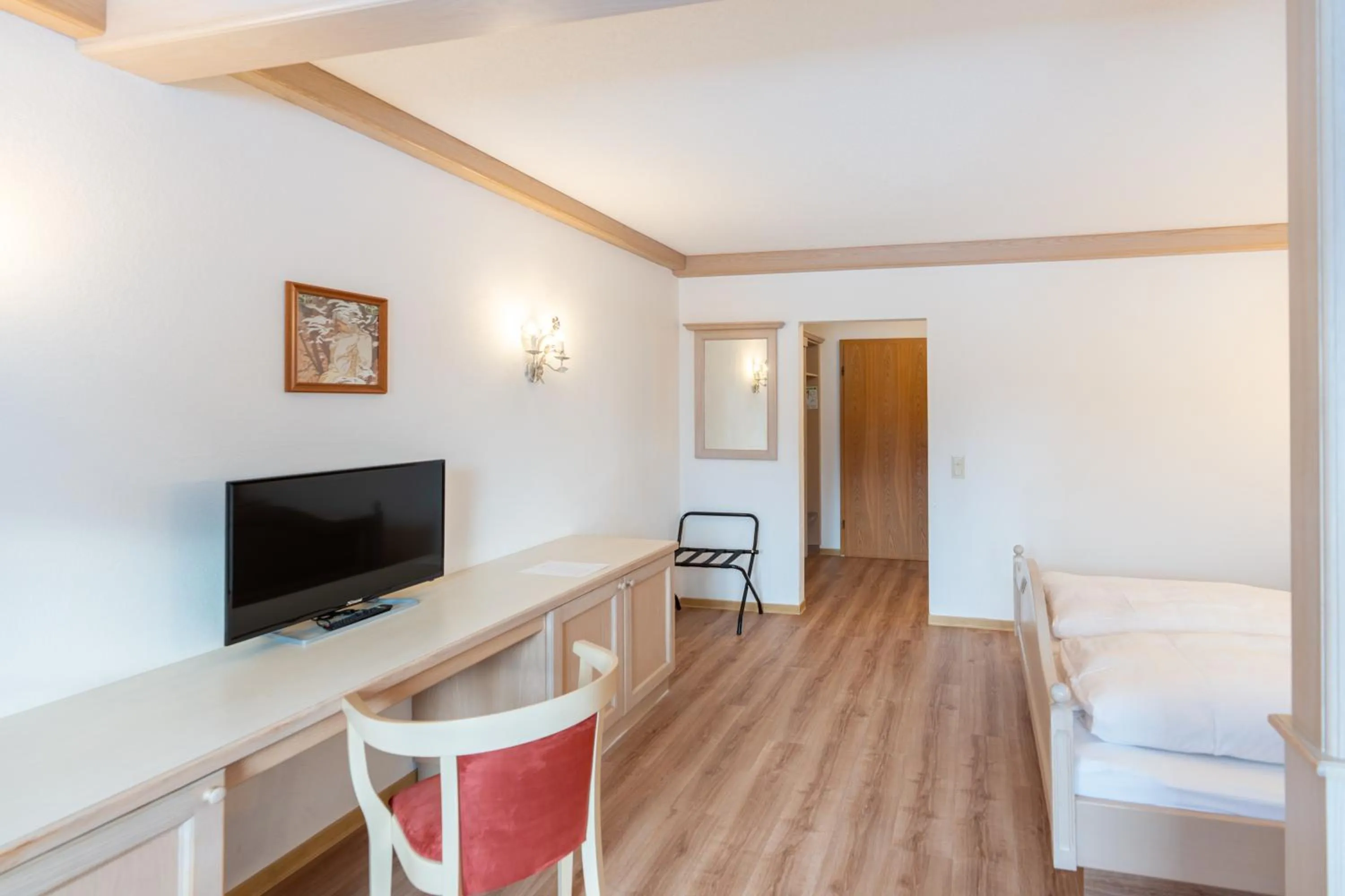 Photo of the whole room, Bed in Hotel Eisensteiner Hof