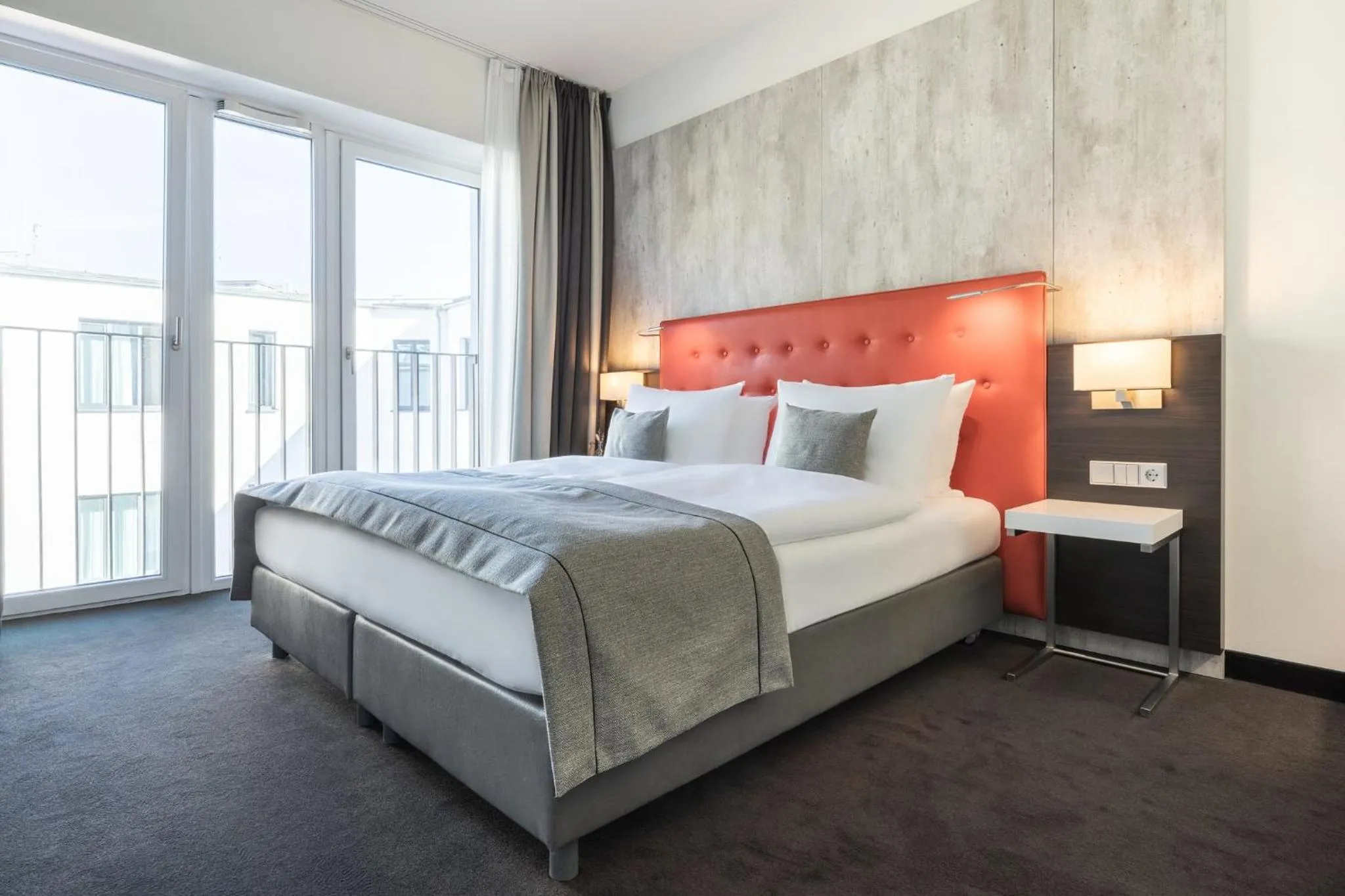 Photo of the whole room, Bed in Garner Hotel Berlin - Mitte by IHG