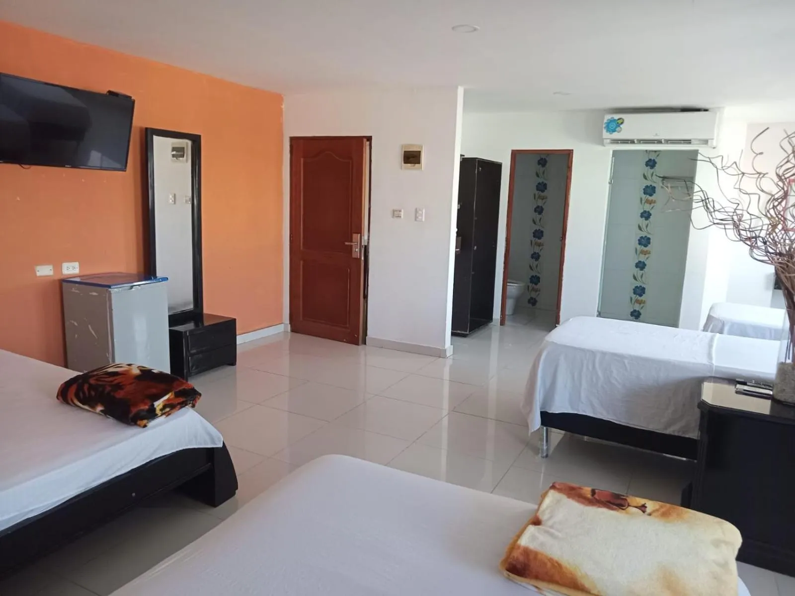 Bed in Hotel Intersuites