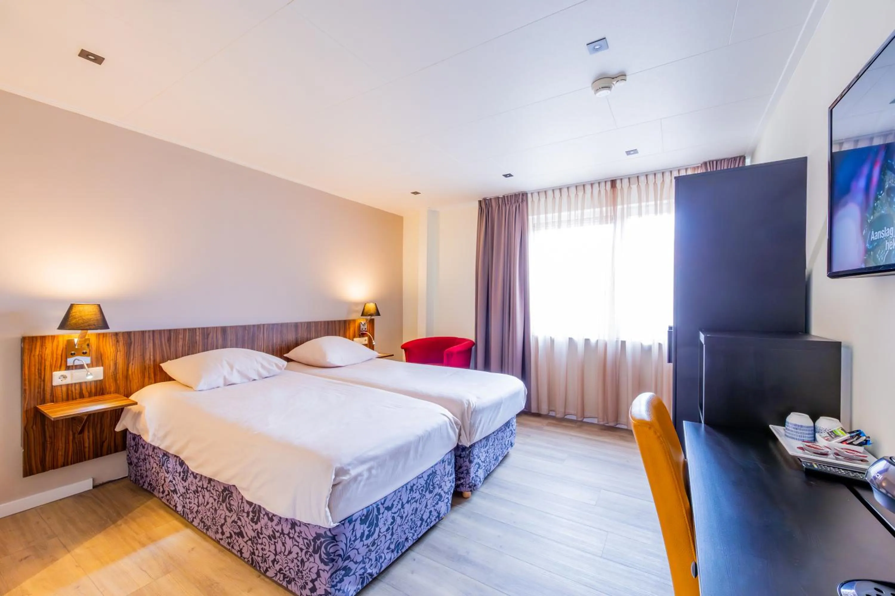 Photo of the whole room, Bed in Best Western Plus Hotel Restaurant Aduard