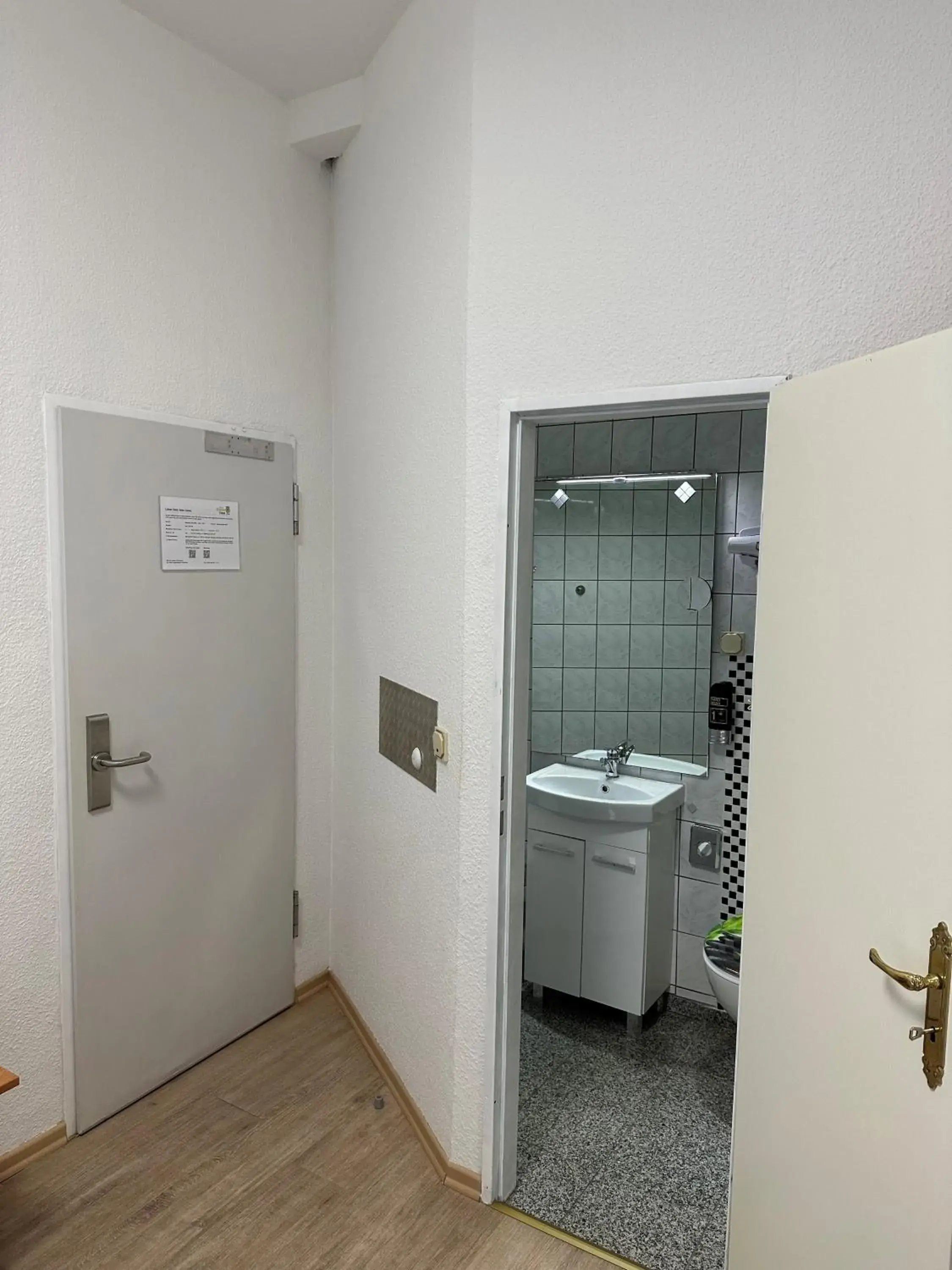 Standard Double Room in Hotel Goldenes Lamm Standard Double Room in Hotel Goldenes Lamm