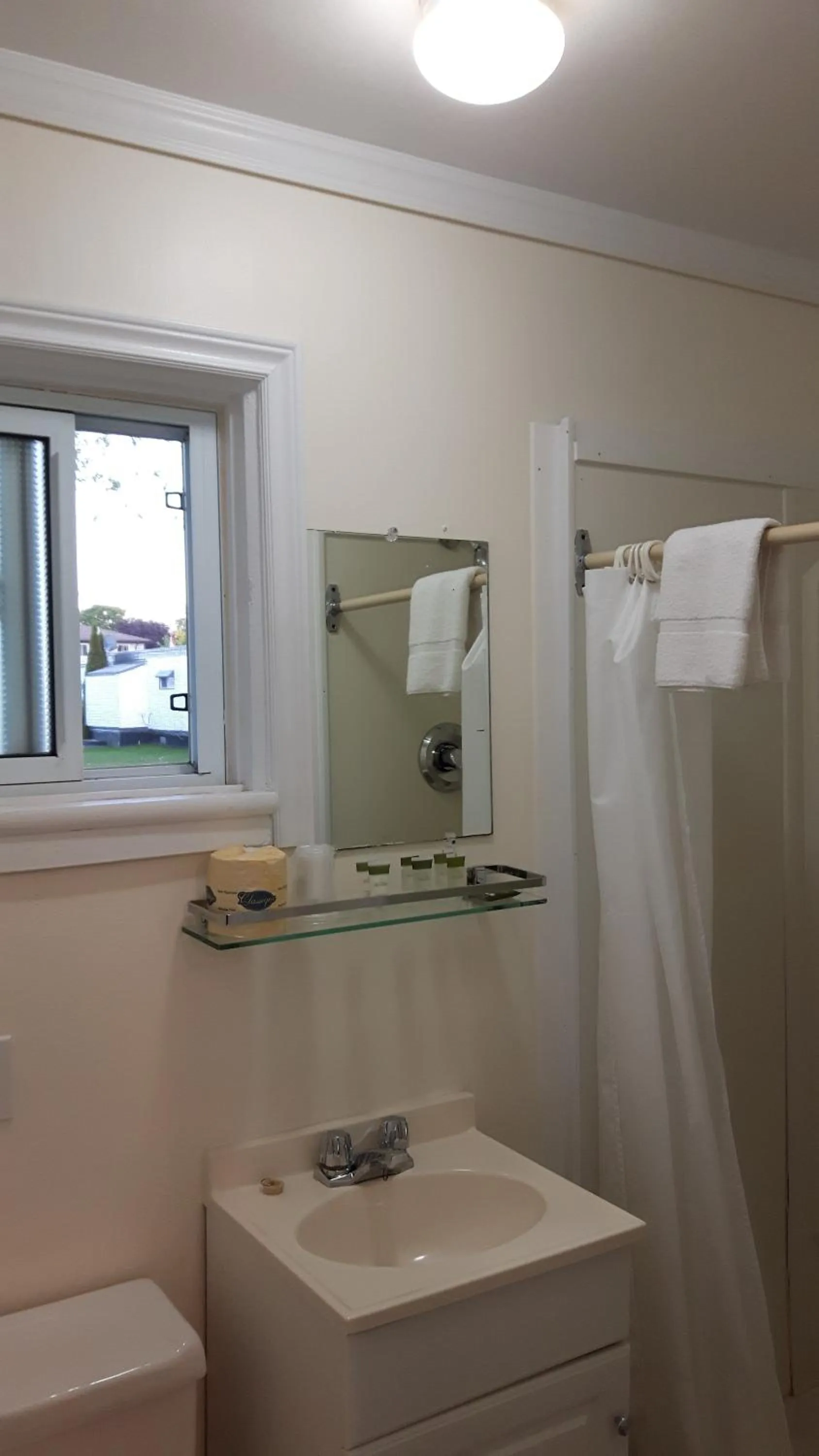 Bathroom in The Maplewood Motel