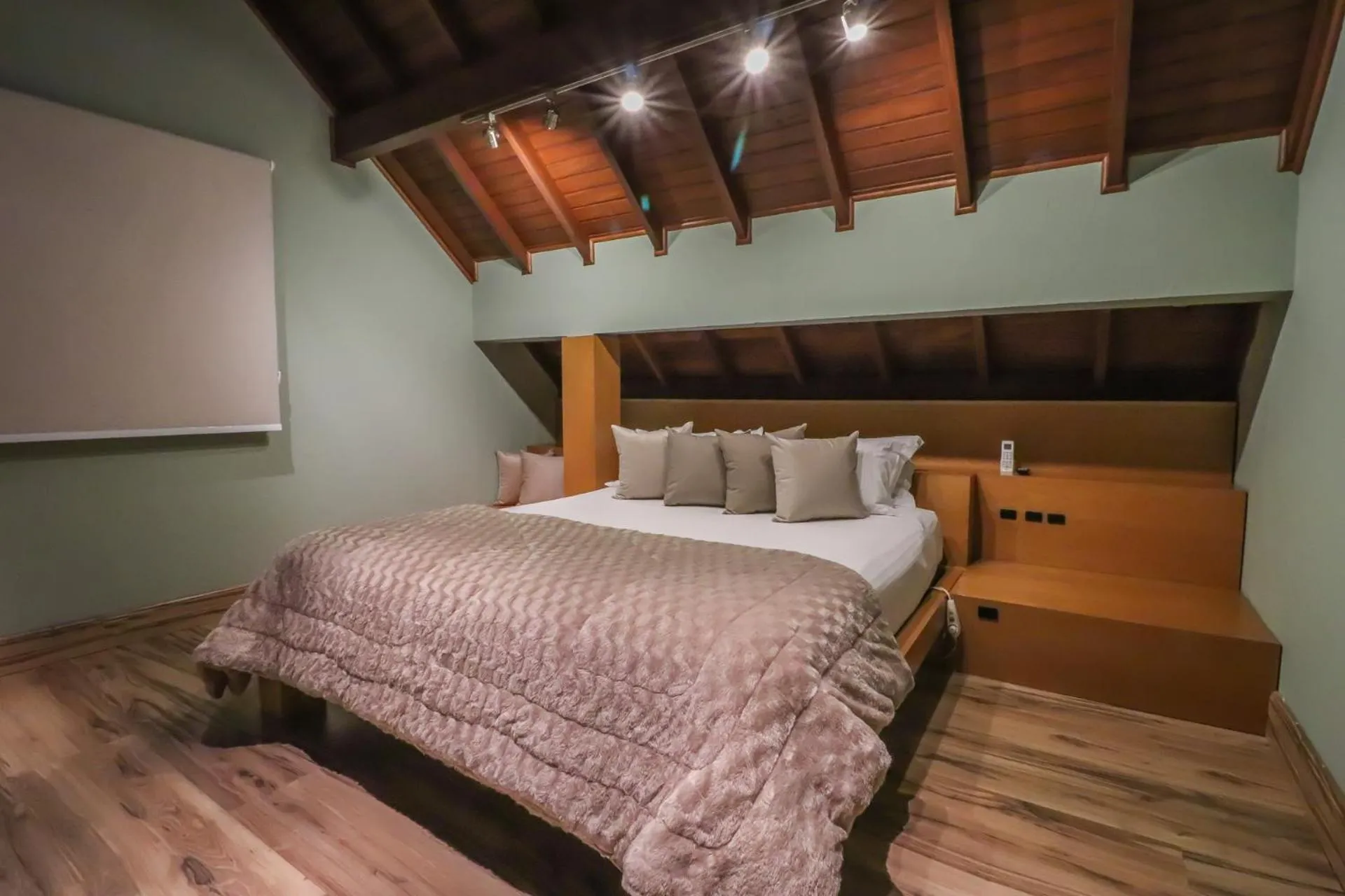 Photo of the whole room, Bed in Pousada Ares da Serra - Centro