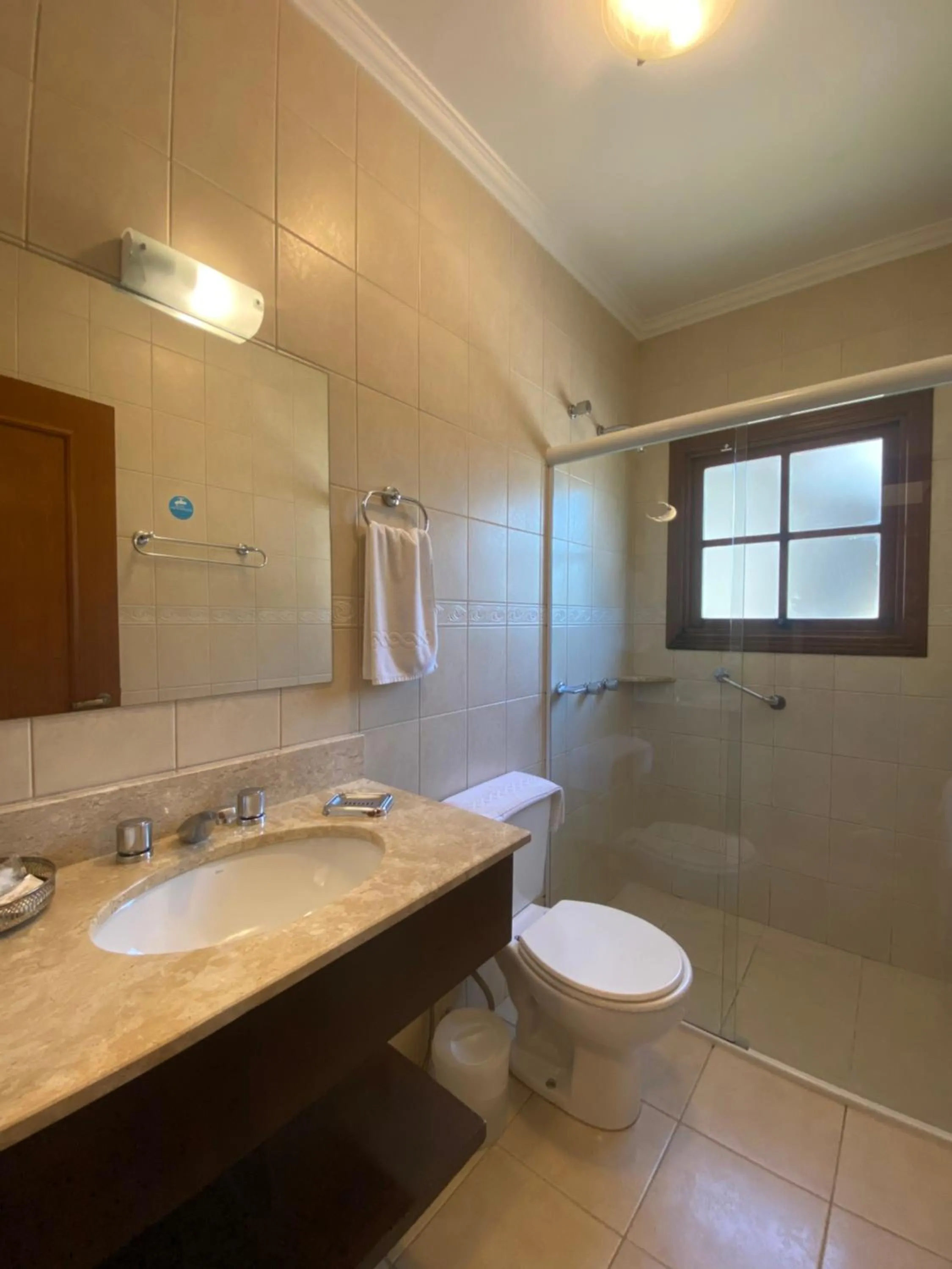 bidet in Pousada Ares da Serra - Centro