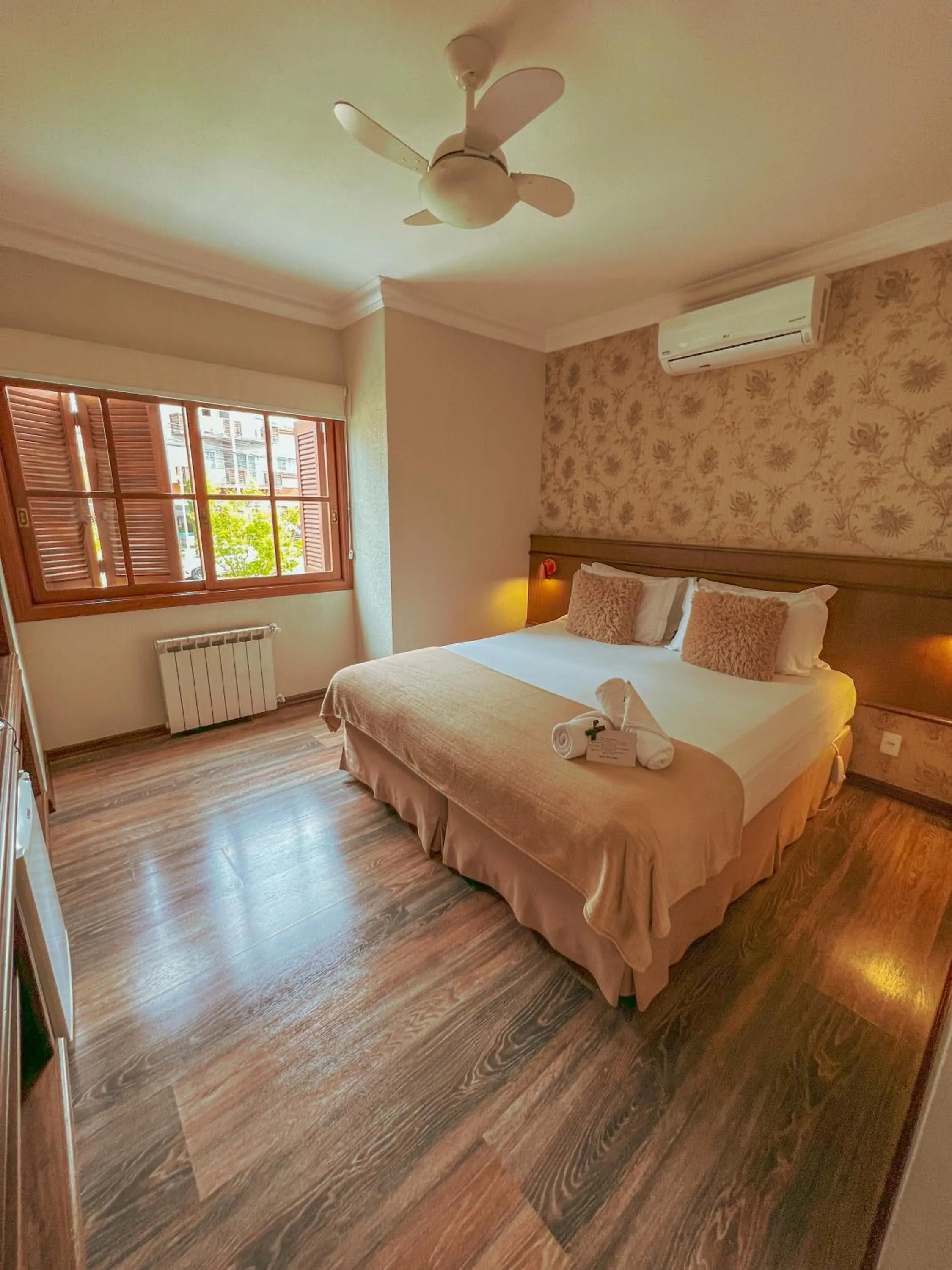 Bedroom, Bed in Pousada Ares da Serra - Centro