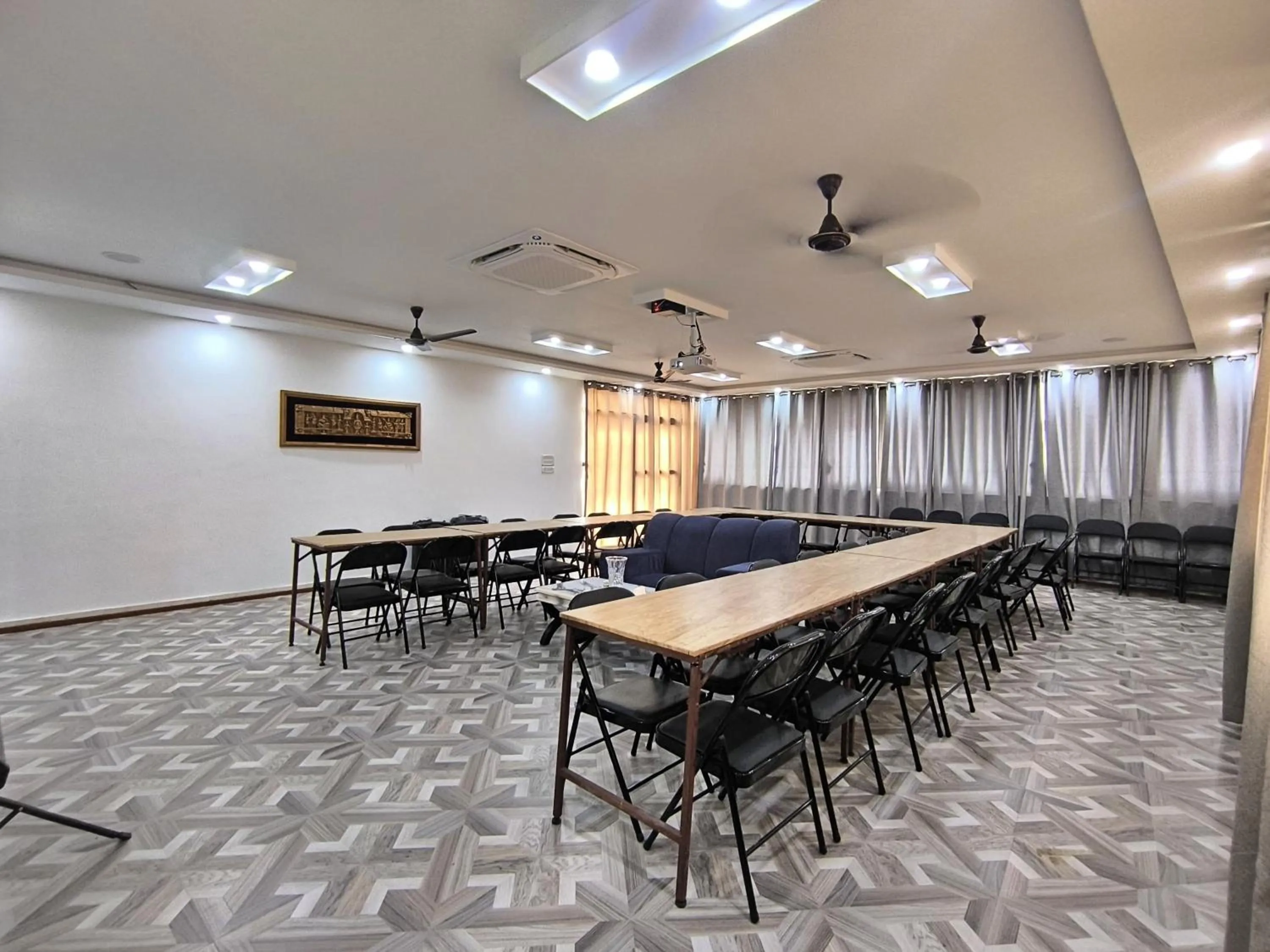 Business facilities in Hotel Peaceland Lumbini