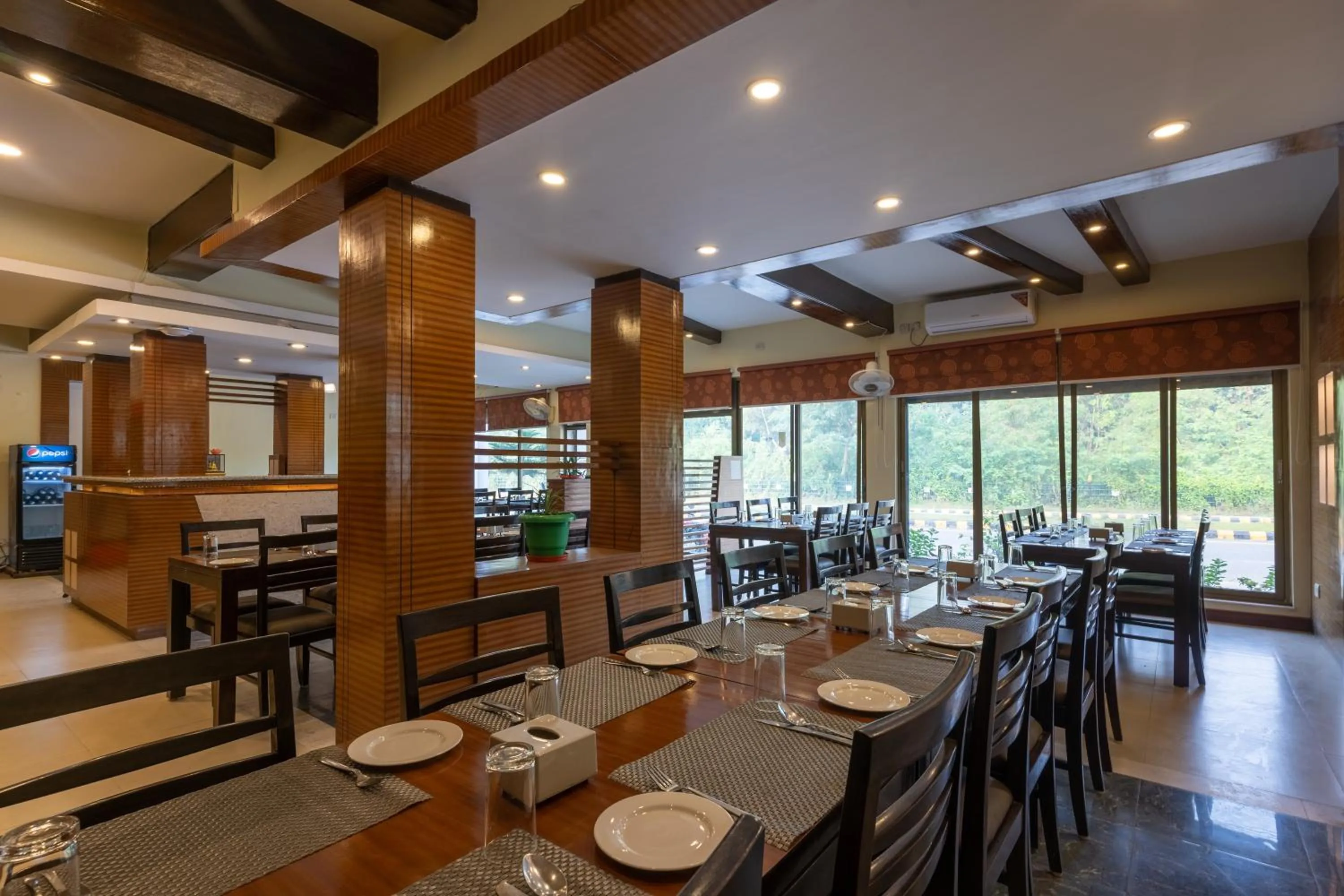 Restaurant/places to eat in Hotel Peaceland Lumbini