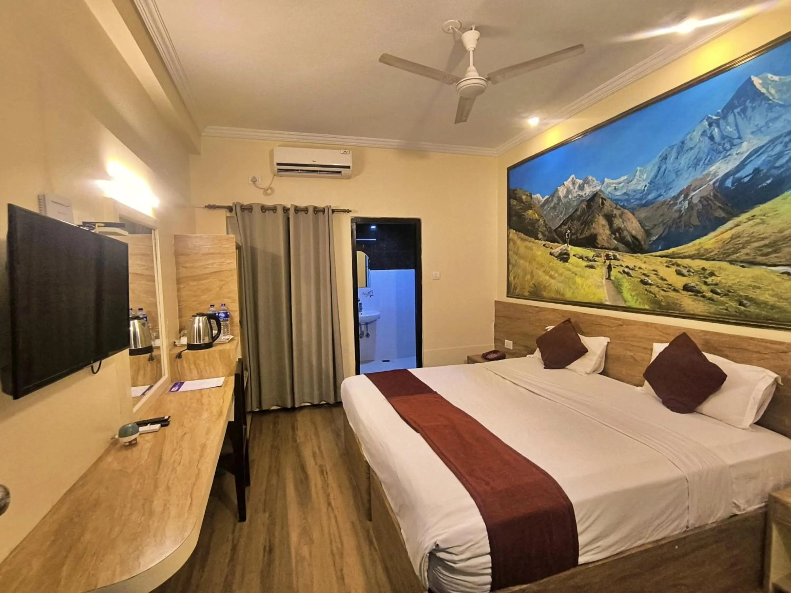Bed in Hotel Peaceland Lumbini