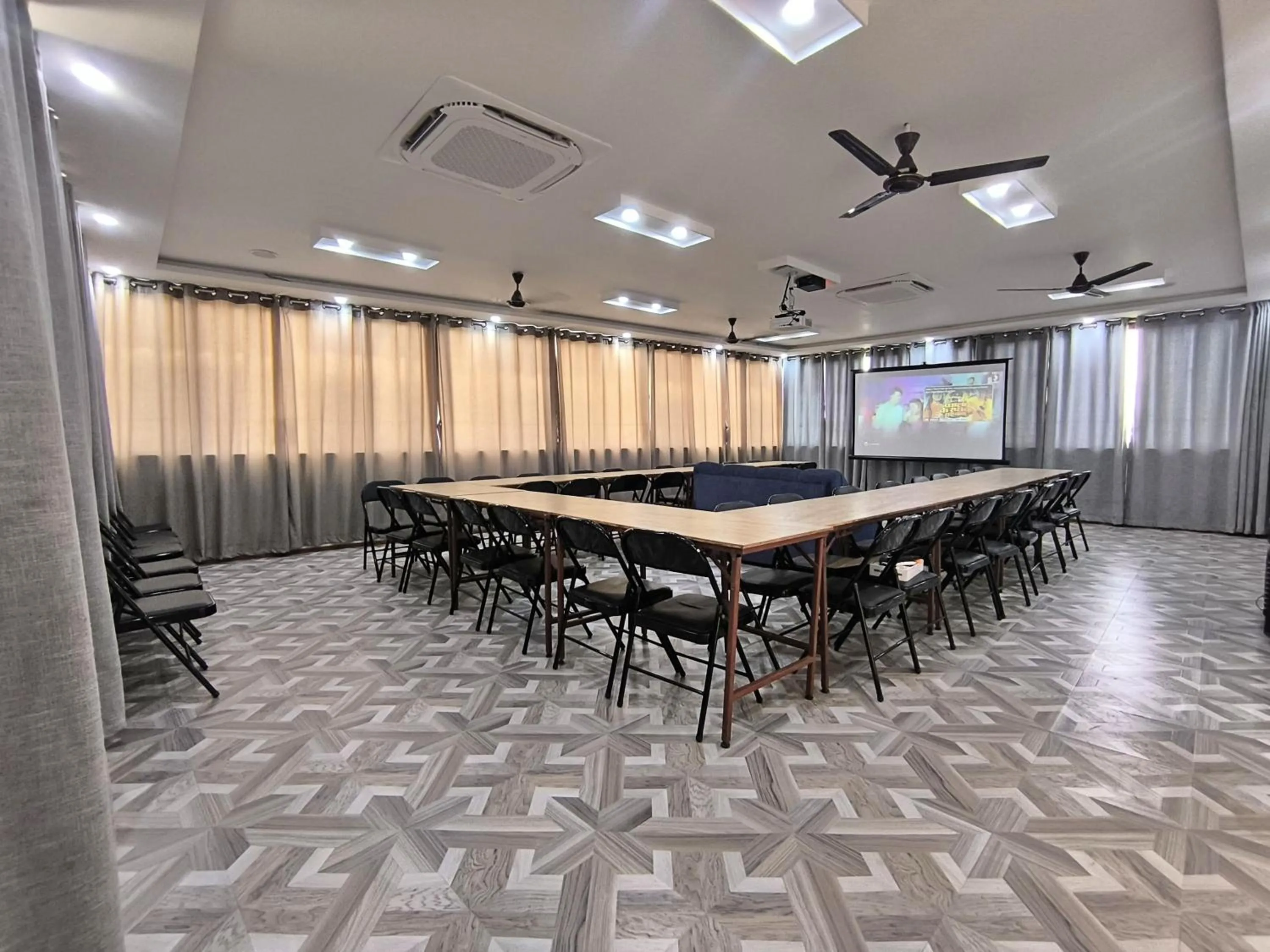 Business facilities in Hotel Peaceland Lumbini