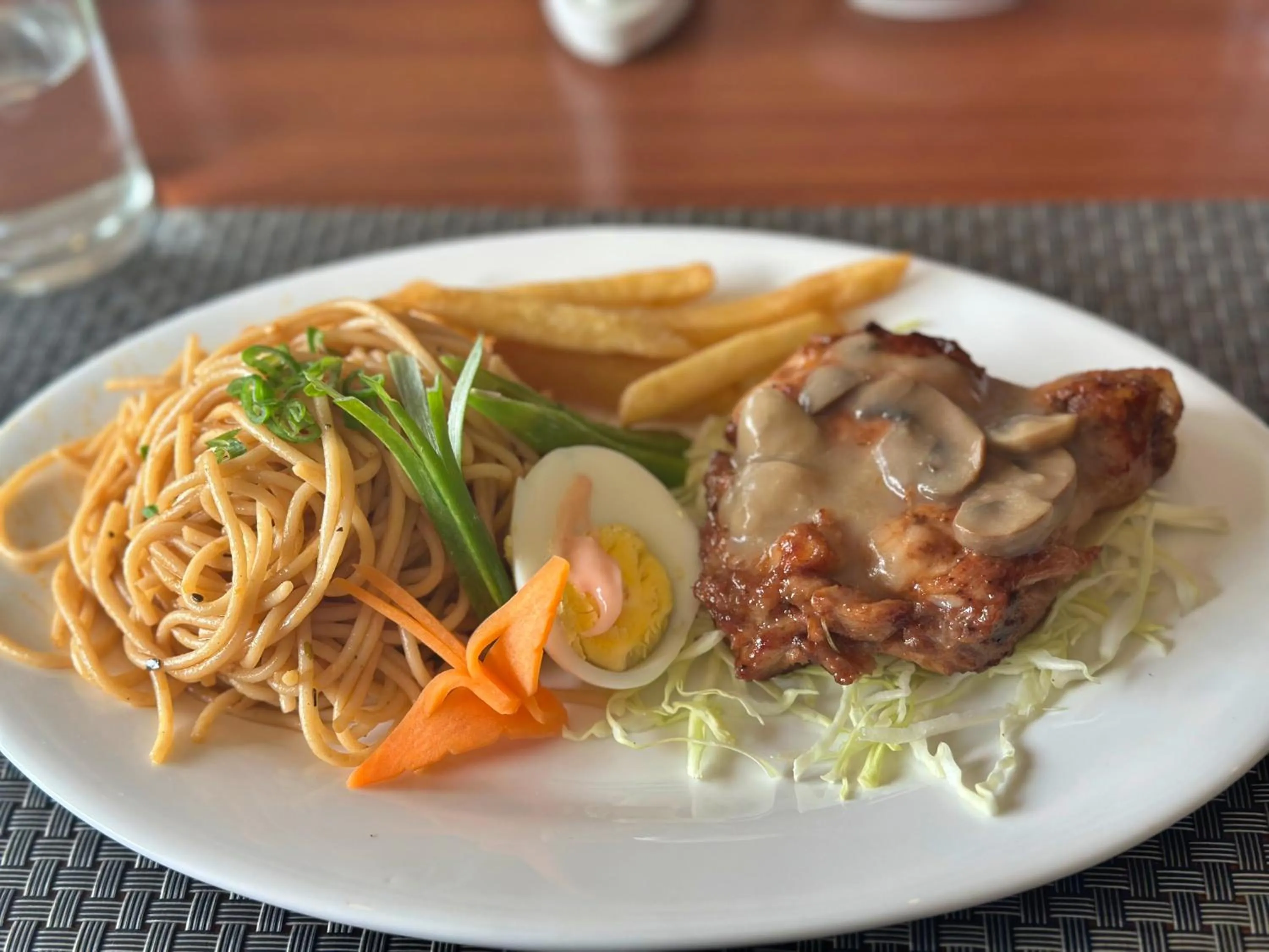 Food and drinks in Hotel Peaceland Lumbini