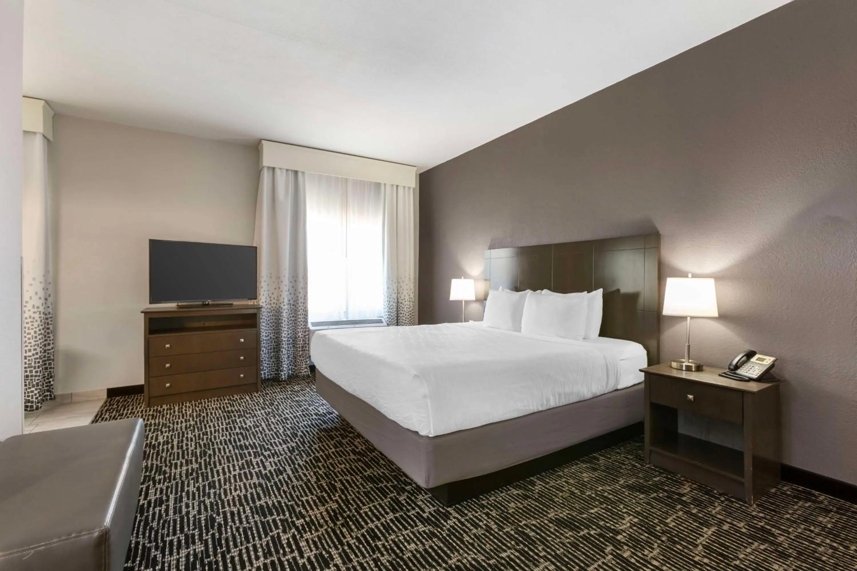 Bedroom, Bed in Best Western Plus Sun Canyon