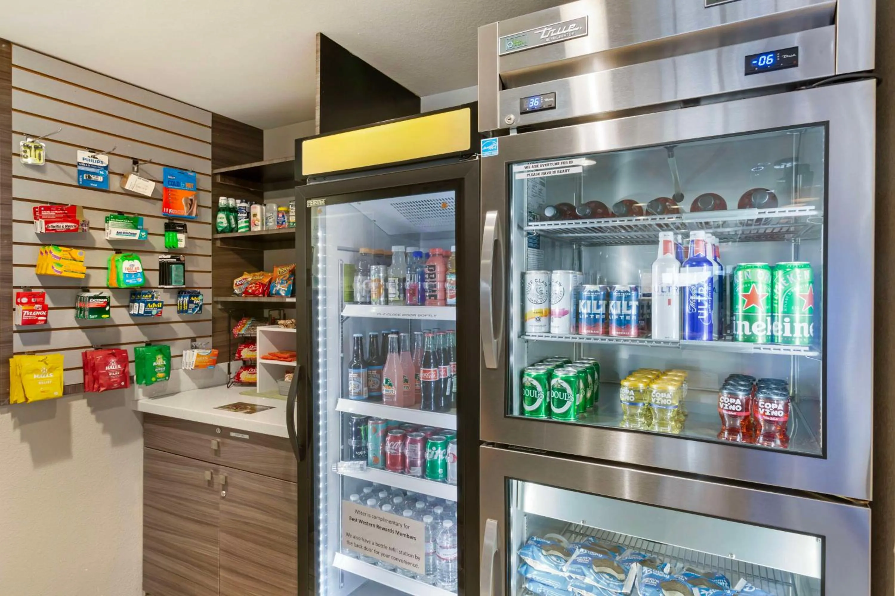 Property building in Best Western Plus Sun Canyon