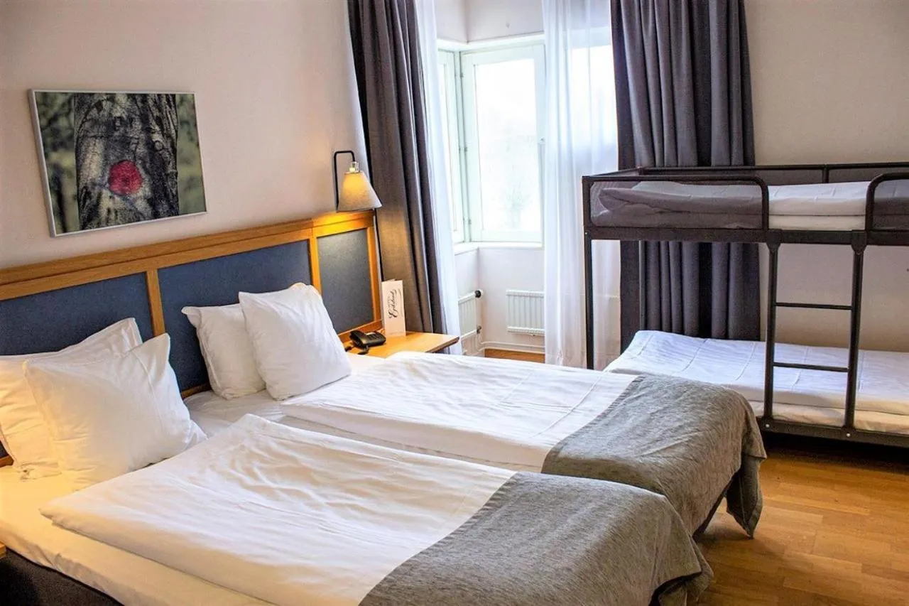 Property building, Bed in Hotell Erikslund