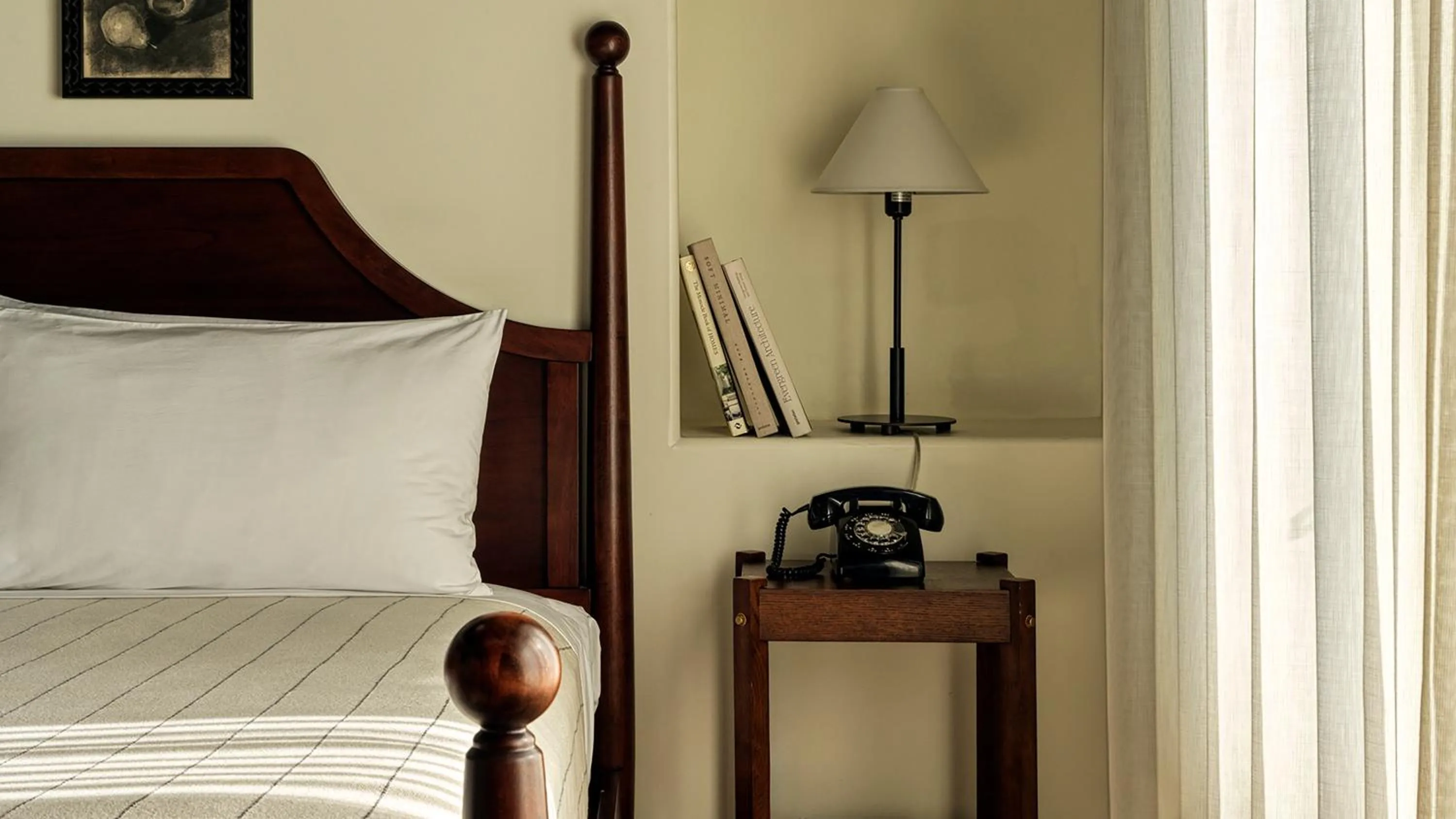 Bed in La Playa Hotel