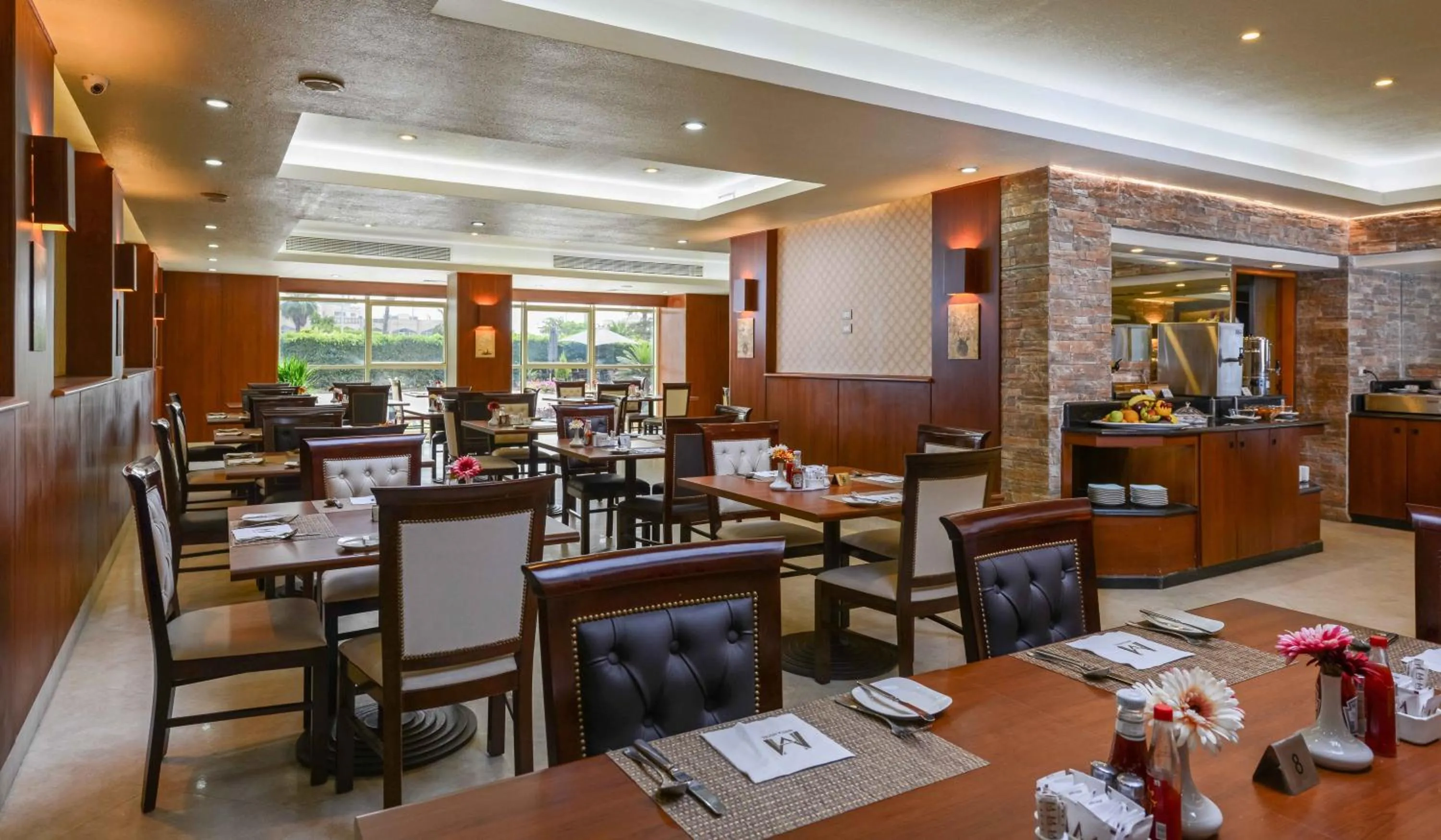 Restaurant/places to eat in Mirita Hotel ,10th Of Ramadan