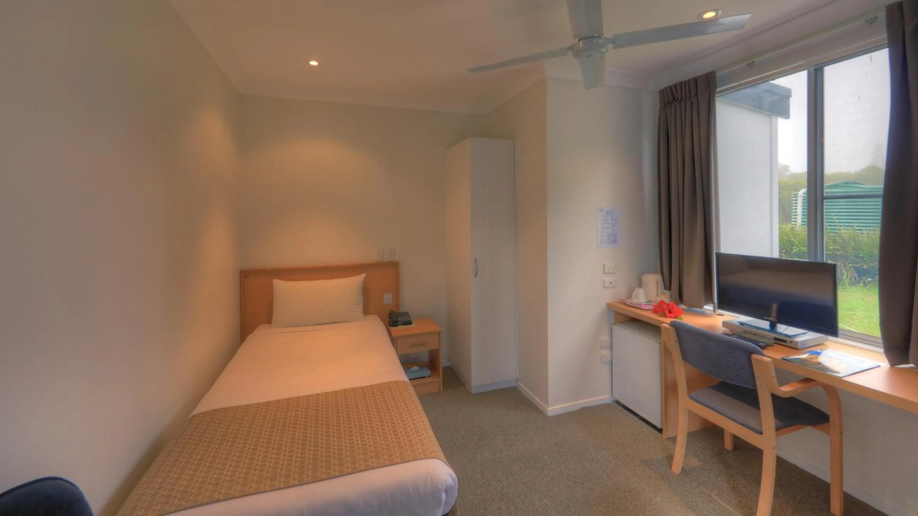 Photo of the whole room, Bed in Paradise Hotel & Resort