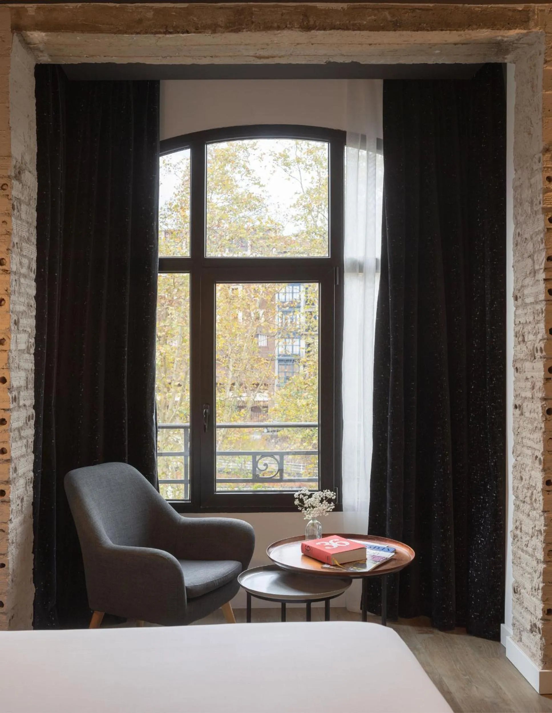 Bedroom, Bed in Hotel Tayko Bilbao