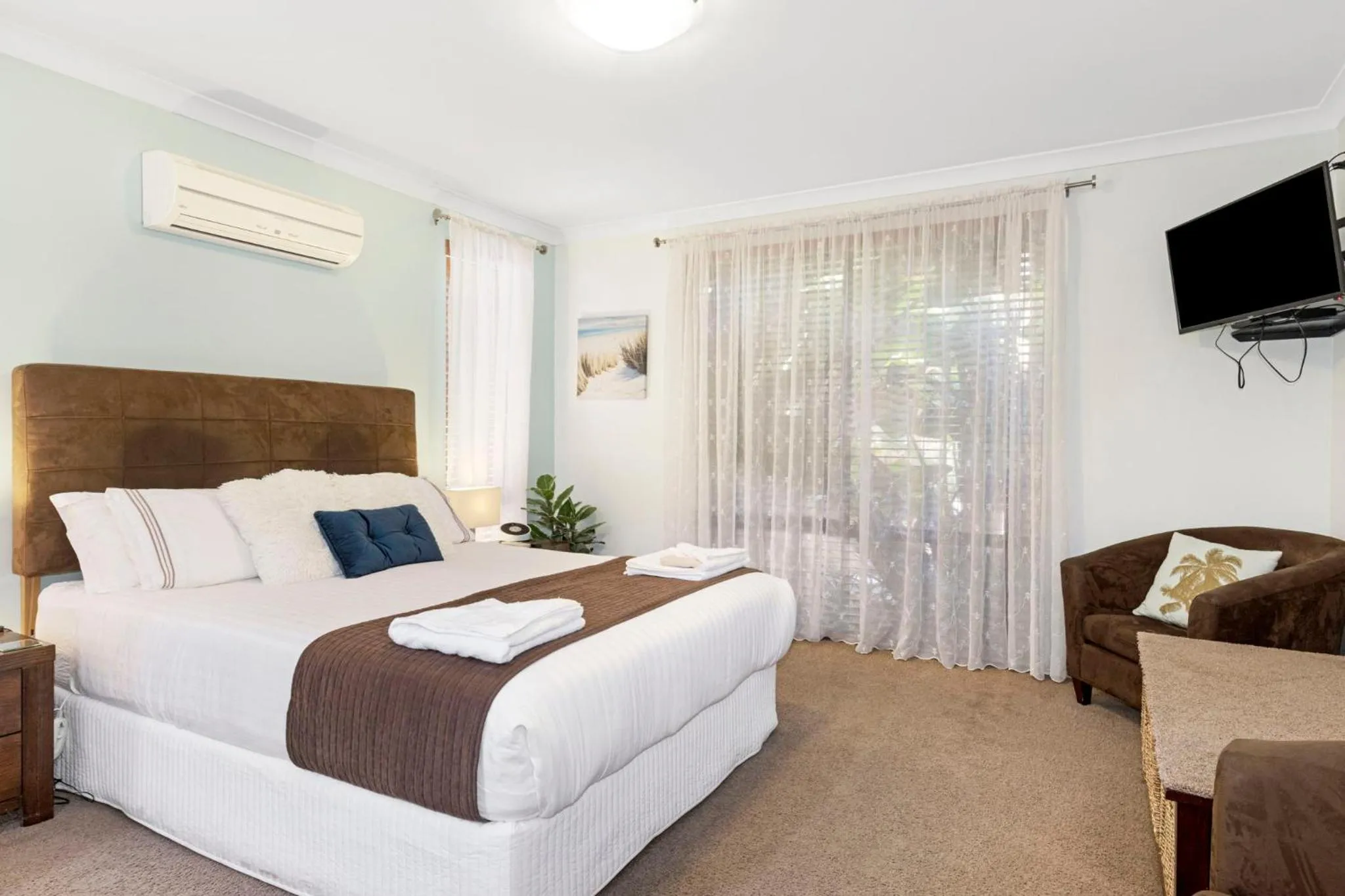 Bed in Baudins of Busselton Bed and Breakfast - Adults only