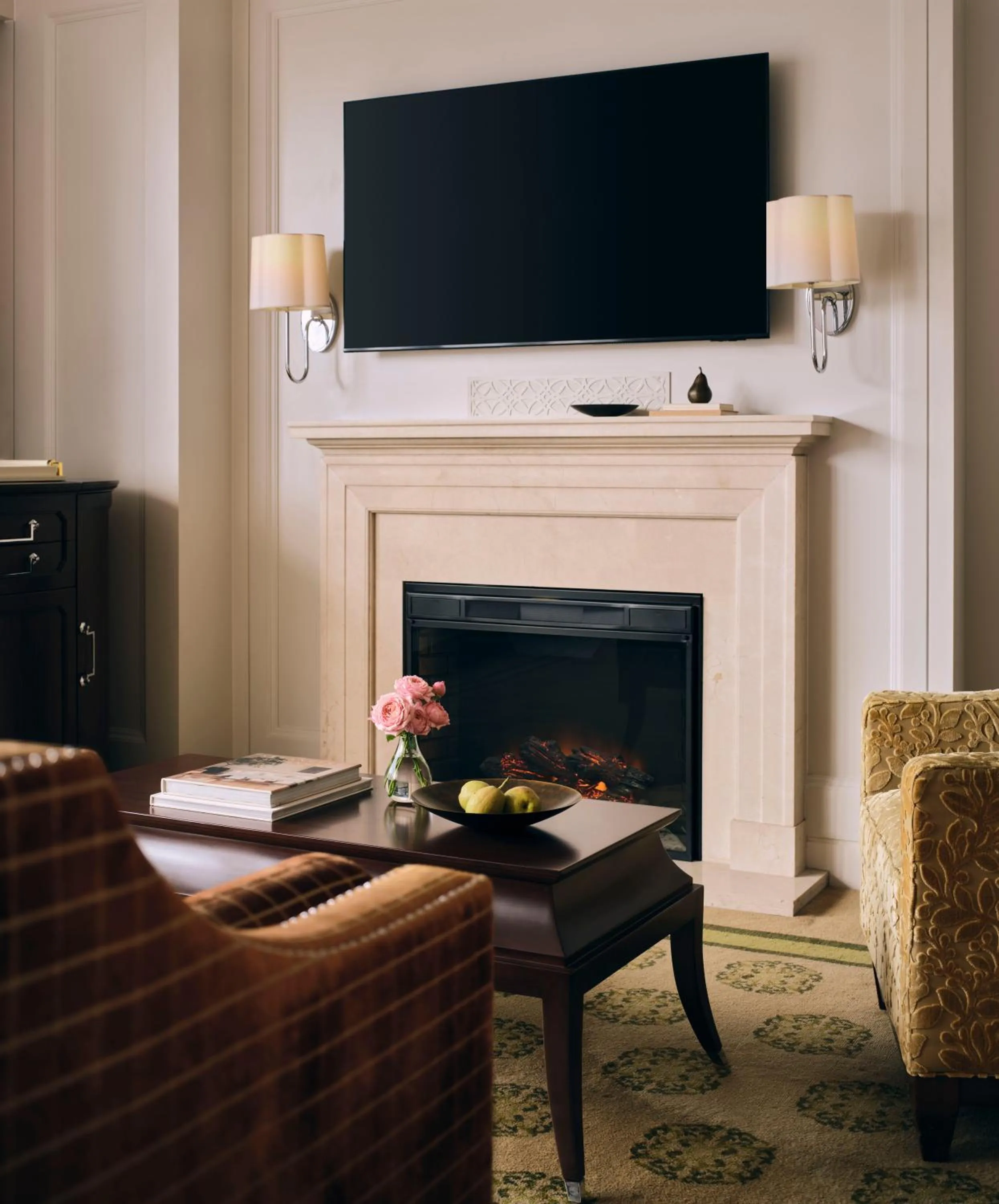 Photo of the whole room in The Langham, Shenzhen