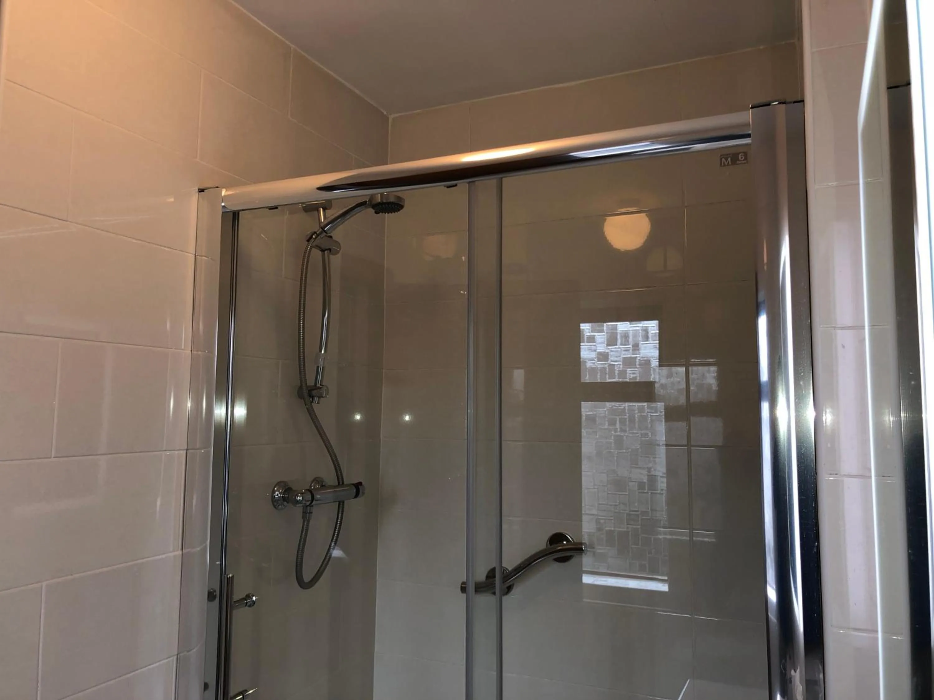 Bathroom in Tully's Hotel