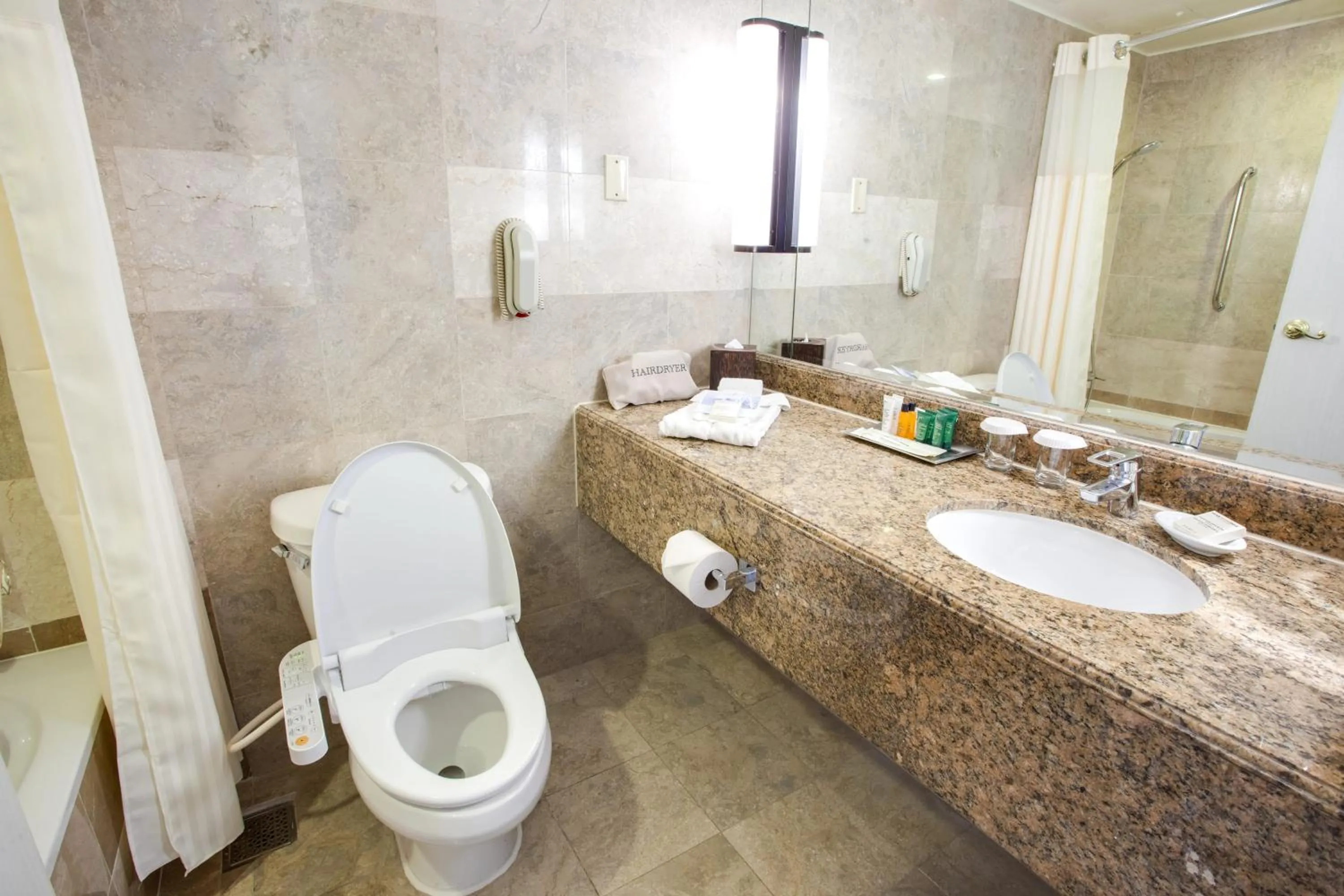 Bathroom in Hilton Guam Resort & Spa