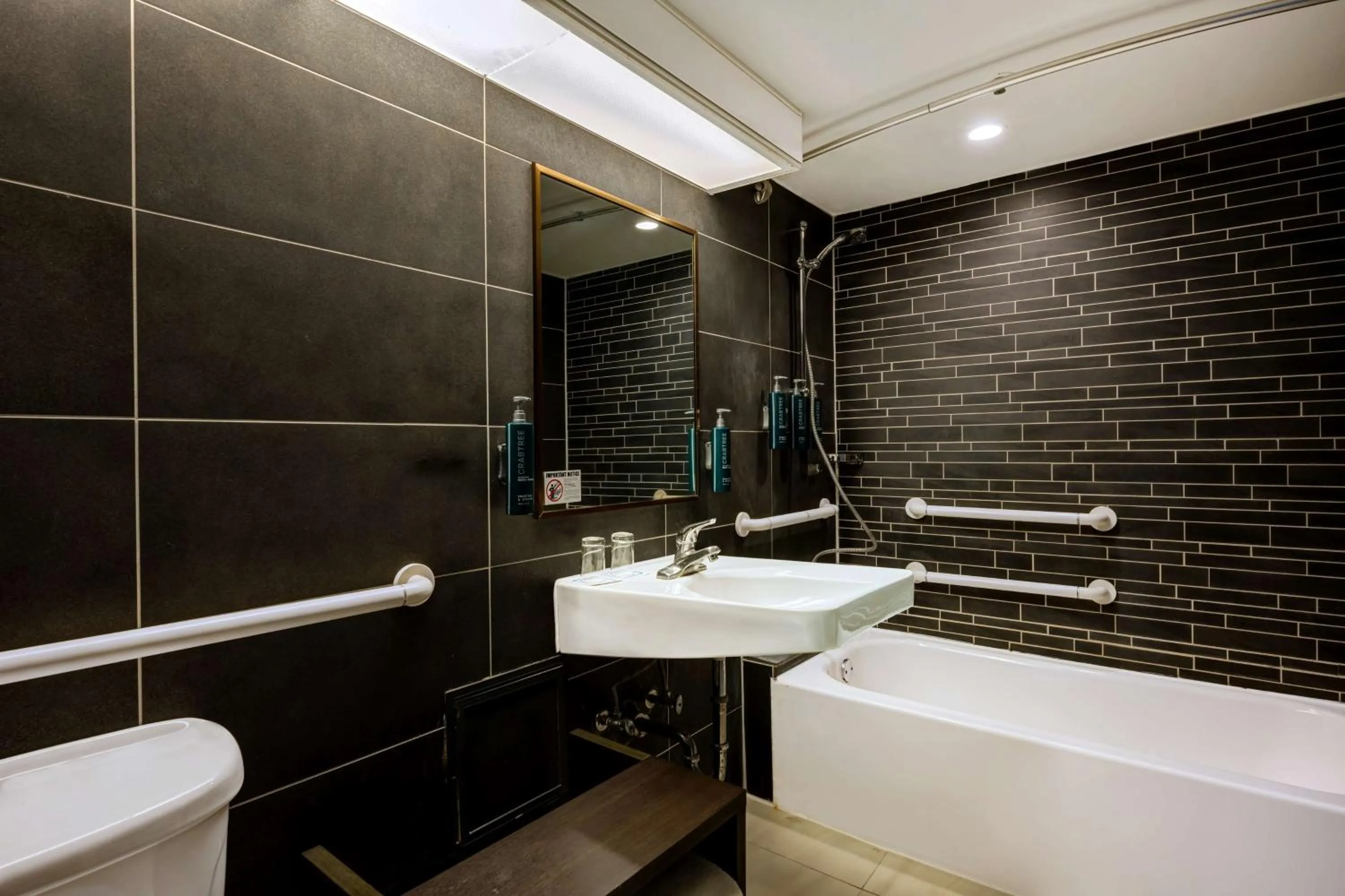 Bathroom in Hilton Guam Resort & Spa