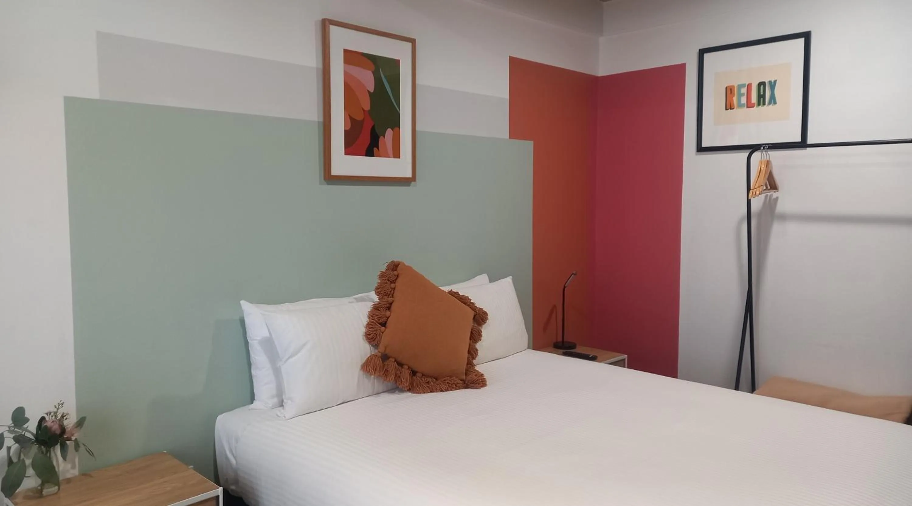 Photo of the whole room in Cessnock Vintage Motor Inn