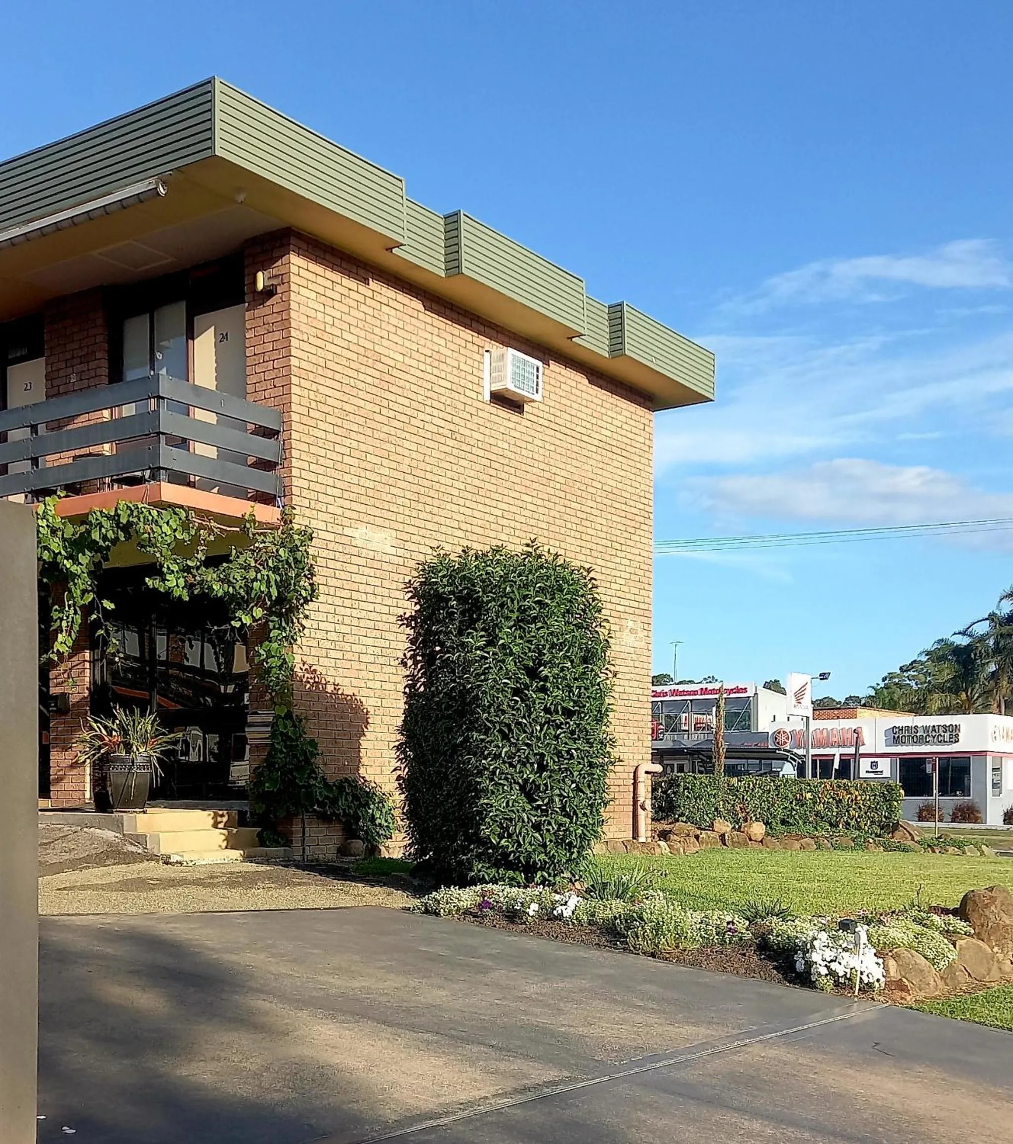 Property building in Cessnock Vintage Motor Inn