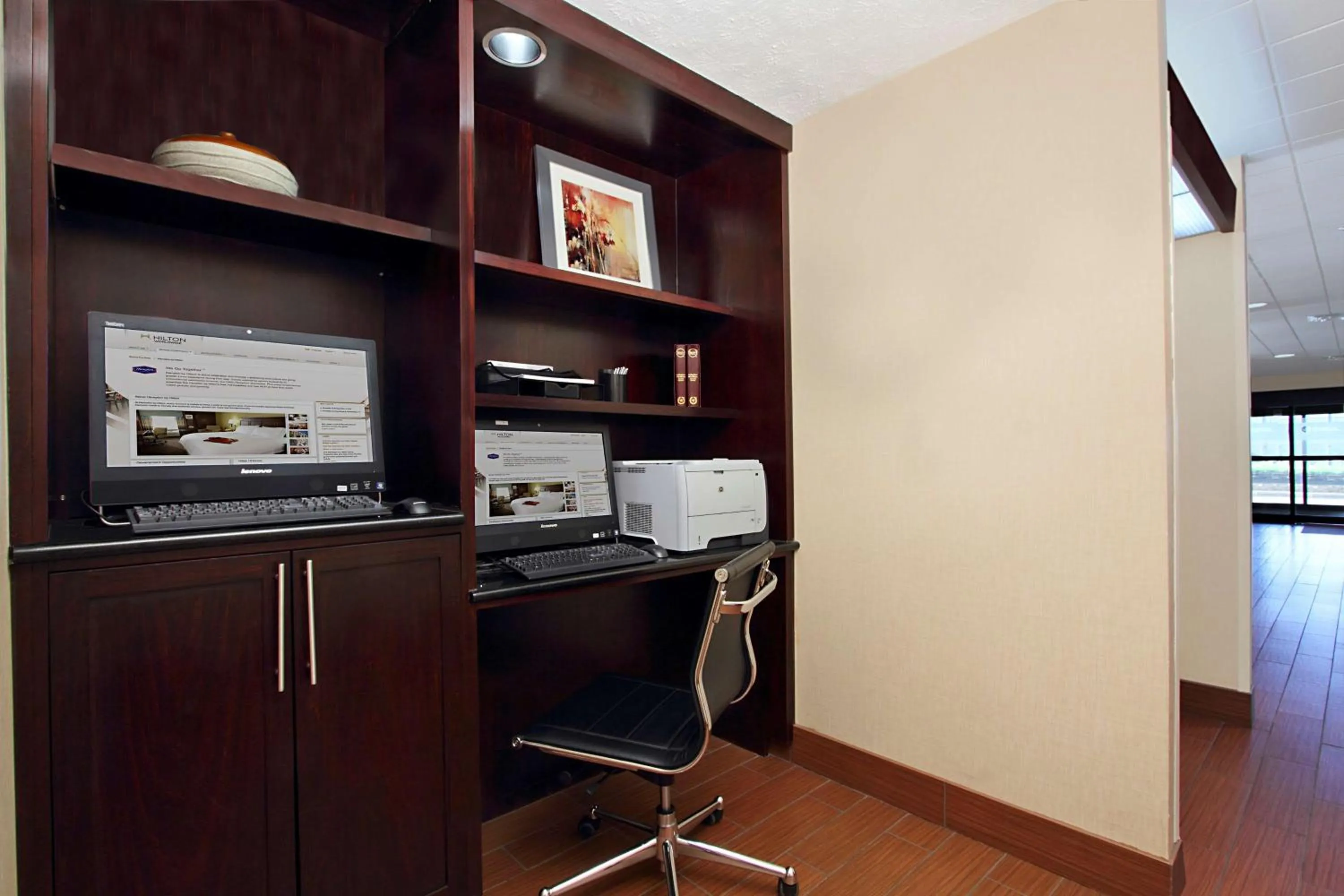 Business facilities in Hampton Inn Columbus-International Airport