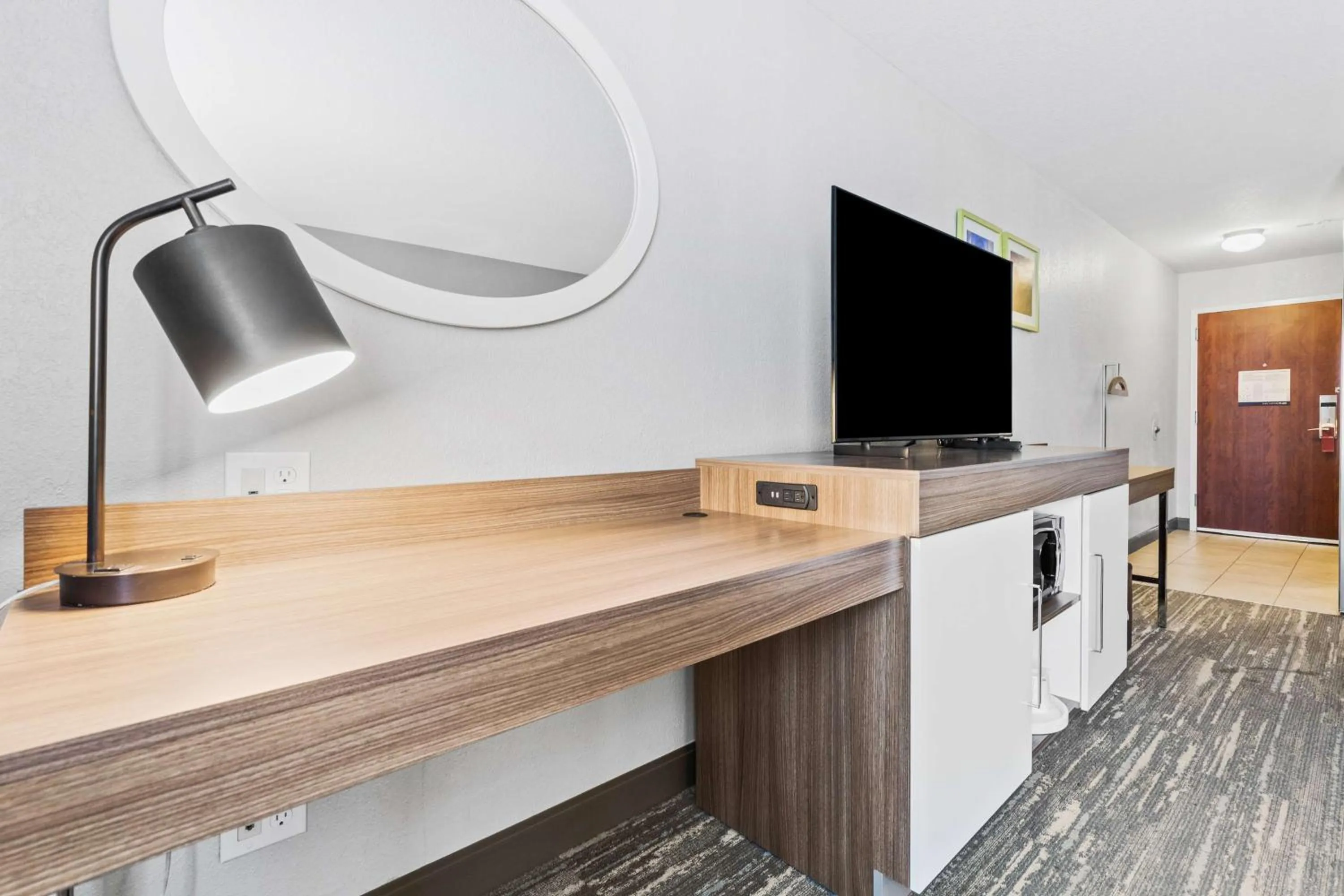 Bedroom in Hampton Inn & Suites Colorado Springs-Air Force Academy/I-25 North