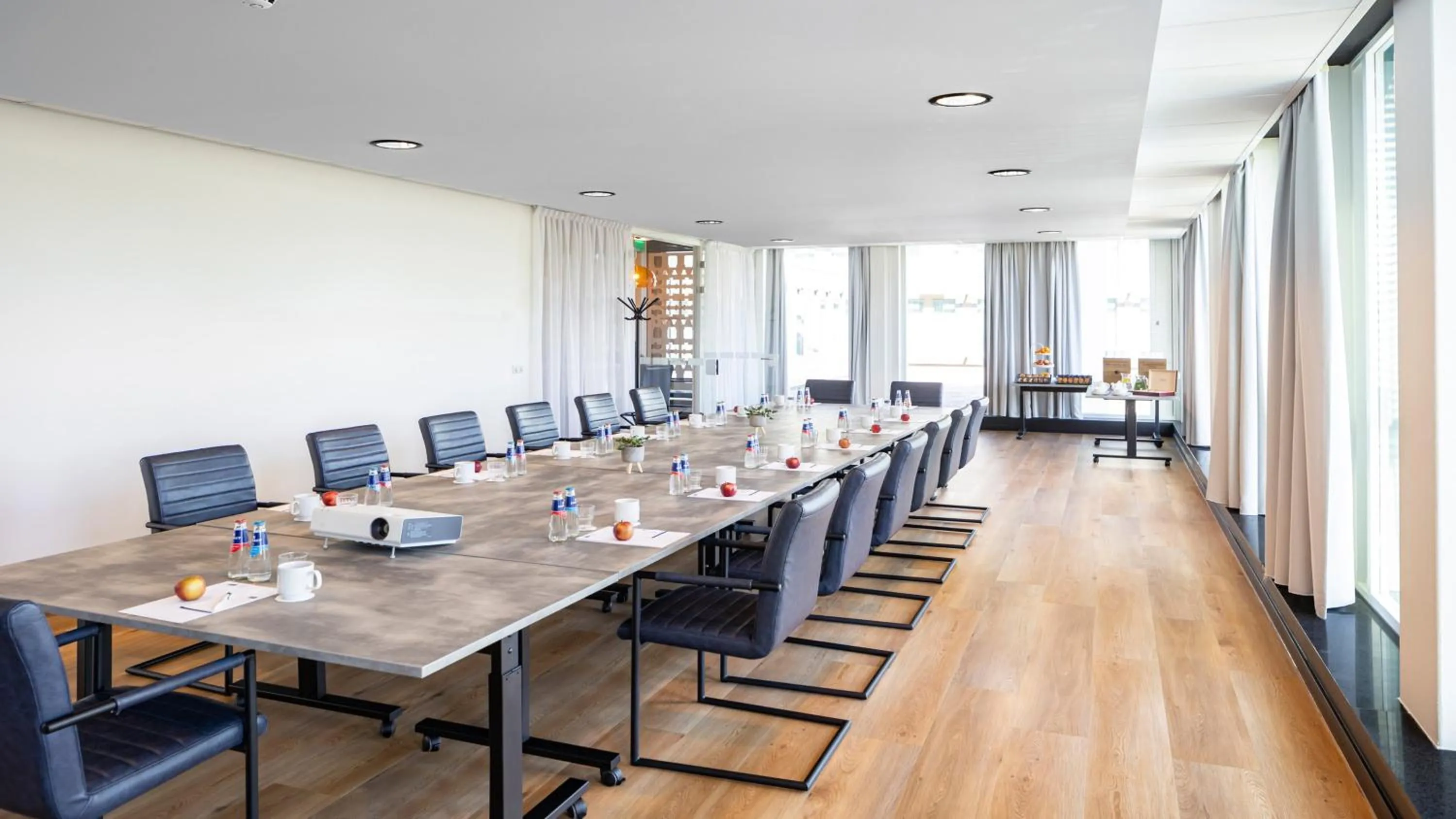 Meeting/conference room in Holiday Inn Express Utrecht - Papendorp by IHG