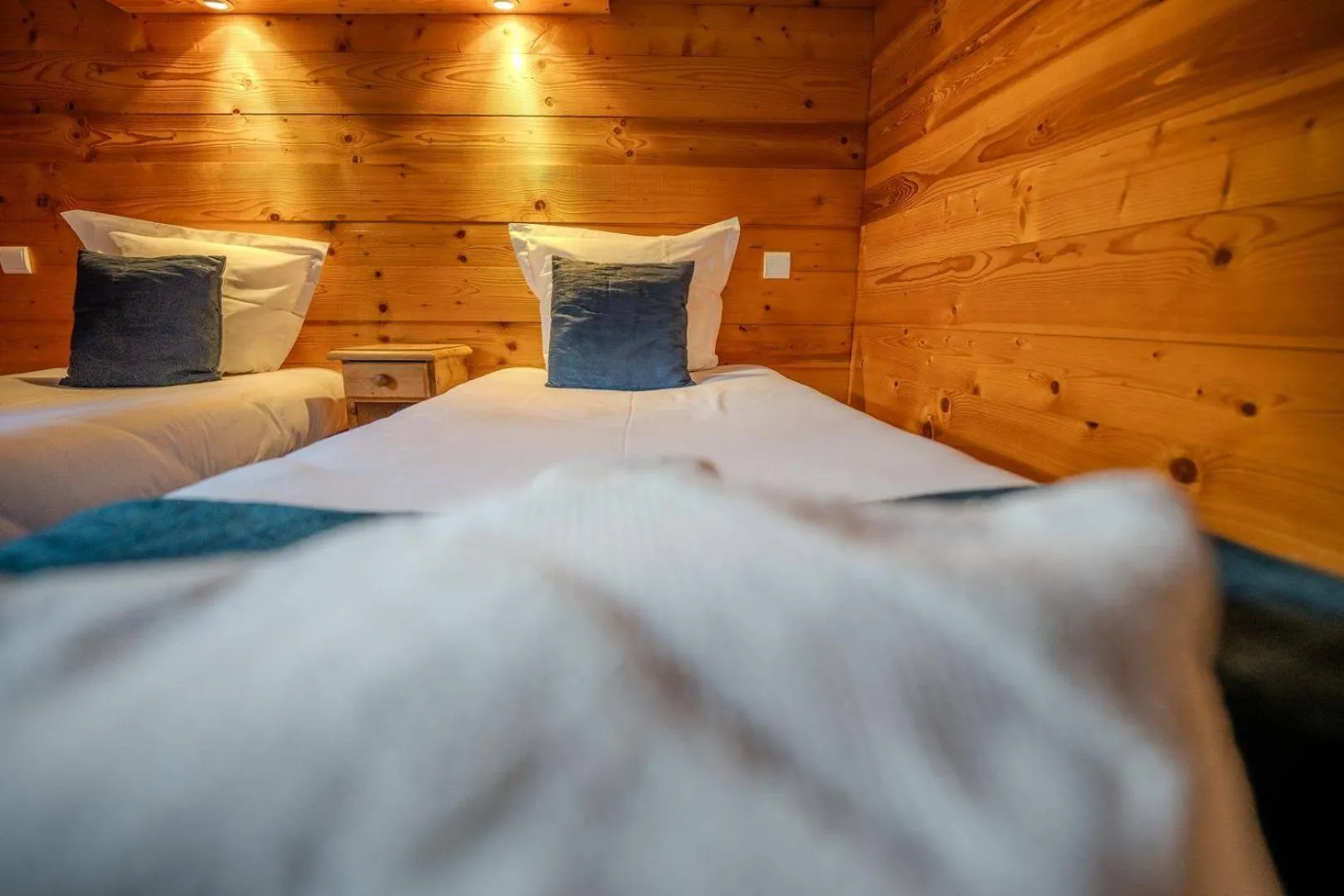 Bed in Hôtel du Centre